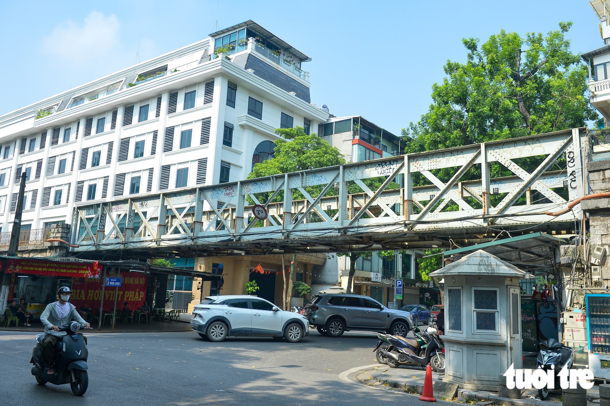 Hình ảnh 127 vòm cầu Phùng Hưng 'về với' Hà Nội, chờ ngày khoác áo mới - Ảnh 3.