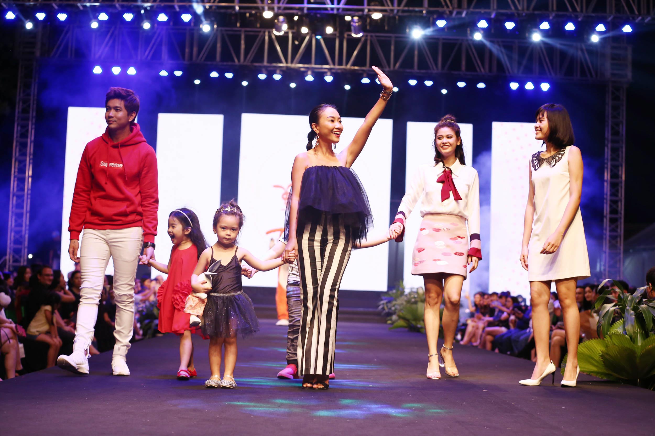 a707382f-a39a-4851-bb38-b64e36409819