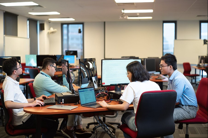 Ngành Kỹ thuật điện tử và tin học - Hướng đi triển vọng cho thế hệ kỹ sư mới