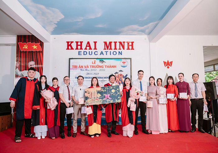 Trường THCS và THPT Khai Minh - định hướng phát triển năng lực và phẩm chất học sinh