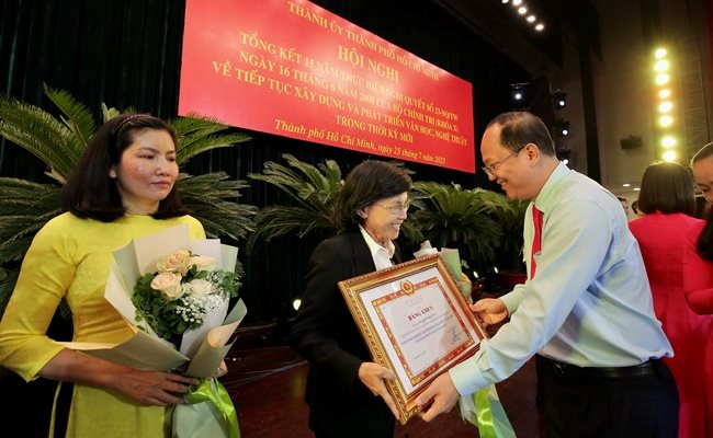 nguyen-ho-hai-pho-bi-thu-thanh-uy-tphcm-1-.jpg