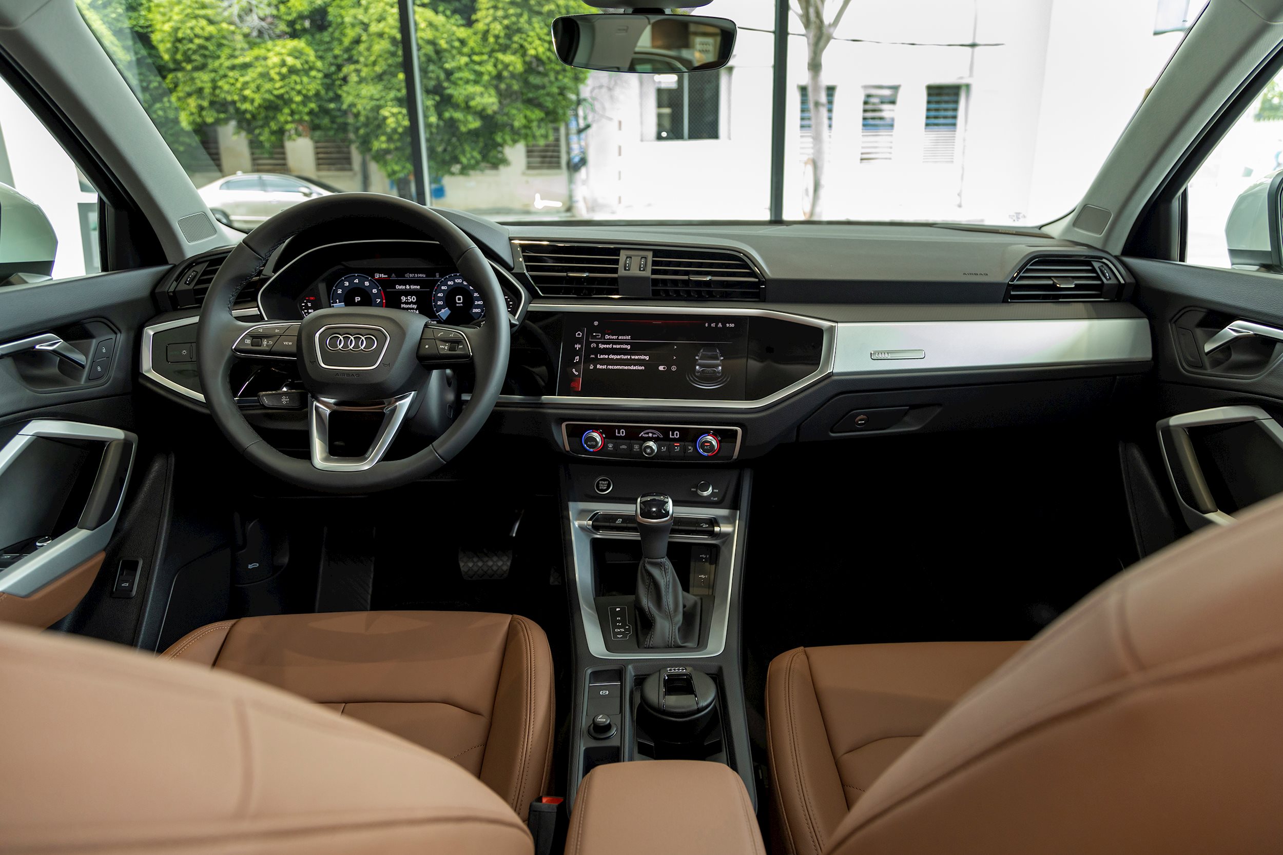 audi-q3-advanced-9.jpg