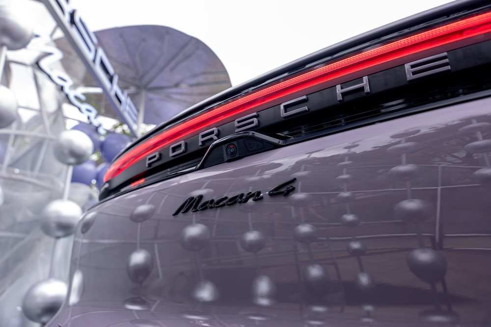 porsche-macan-thuan-dien-hoan-toan-moi-7.jpg