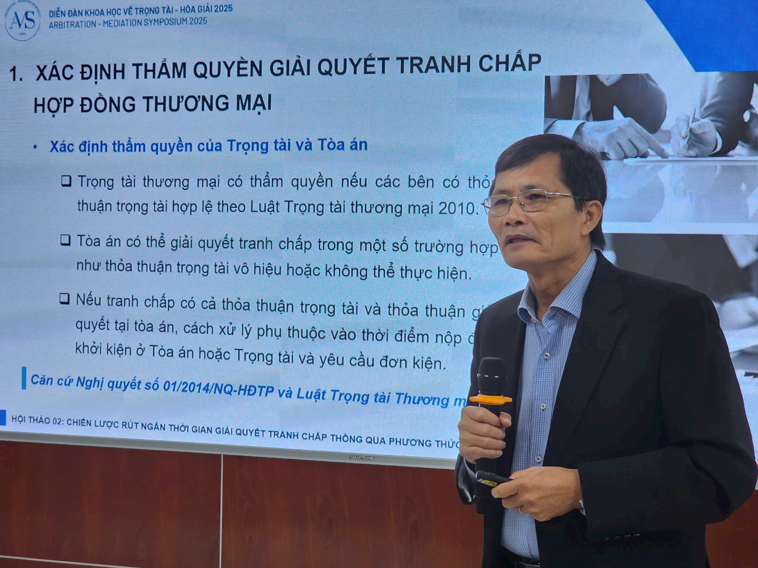 pgs.-ts.-duong-anh-son-1.jpg