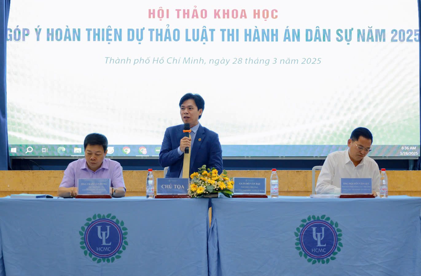 toan-canh-du-thao-luat.jpg