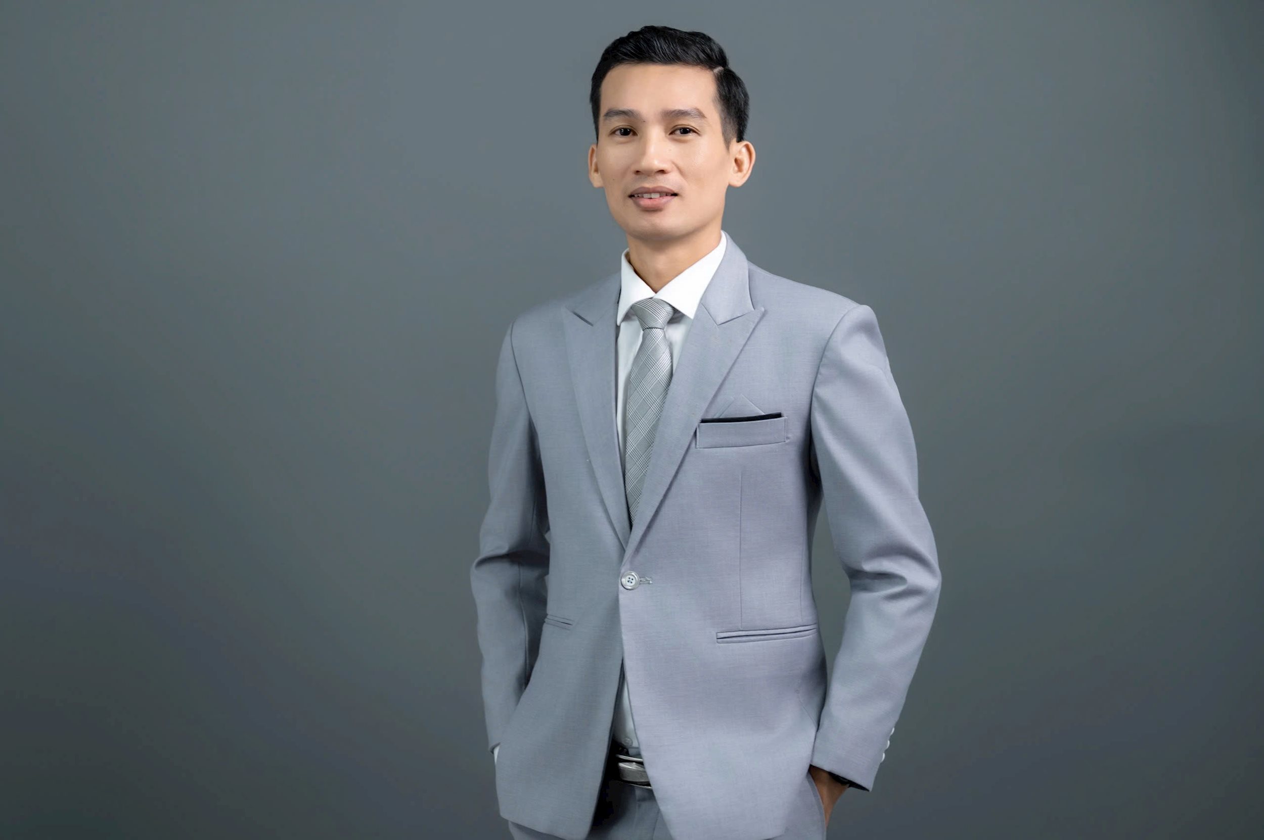 luat-su-ho-thanh-thao.jpg