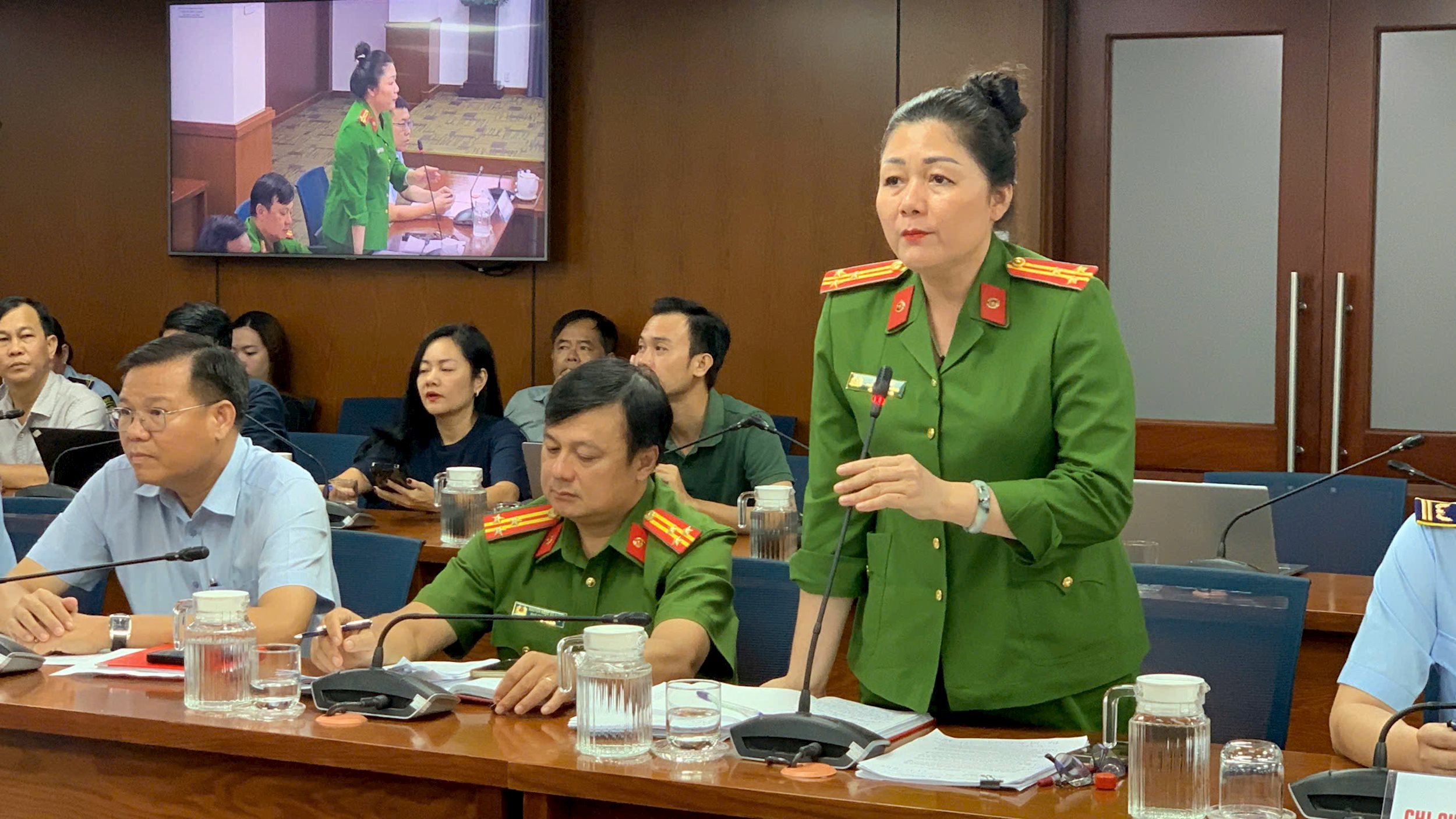 thuong-ta-ho-thi-lanh.jpg