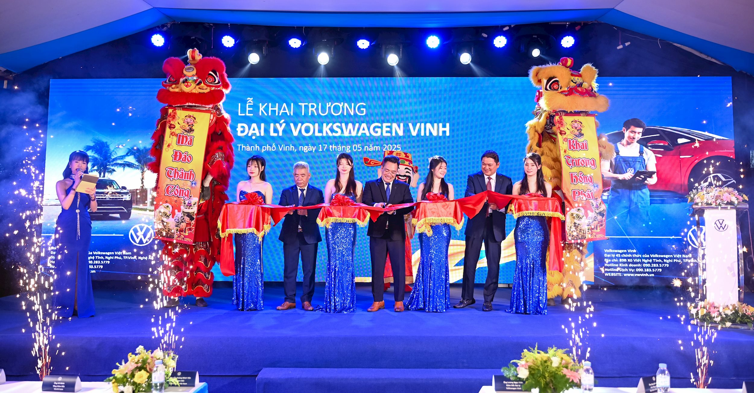 1_nghi-thuc-cat-bang-khanh-thanh-dai-ly-volkswagen-vinh.jpg