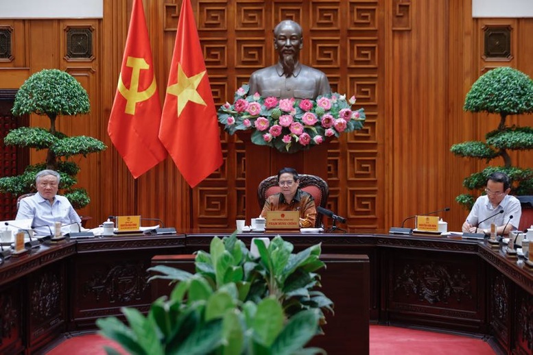 Thủ tướng: X&acirc;y dựng trung t&acirc;m t&agrave;i ch&iacute;nh quốc tế 'đ&atilde; l&agrave;m phải chắc, phải thắng'- Ảnh 2.