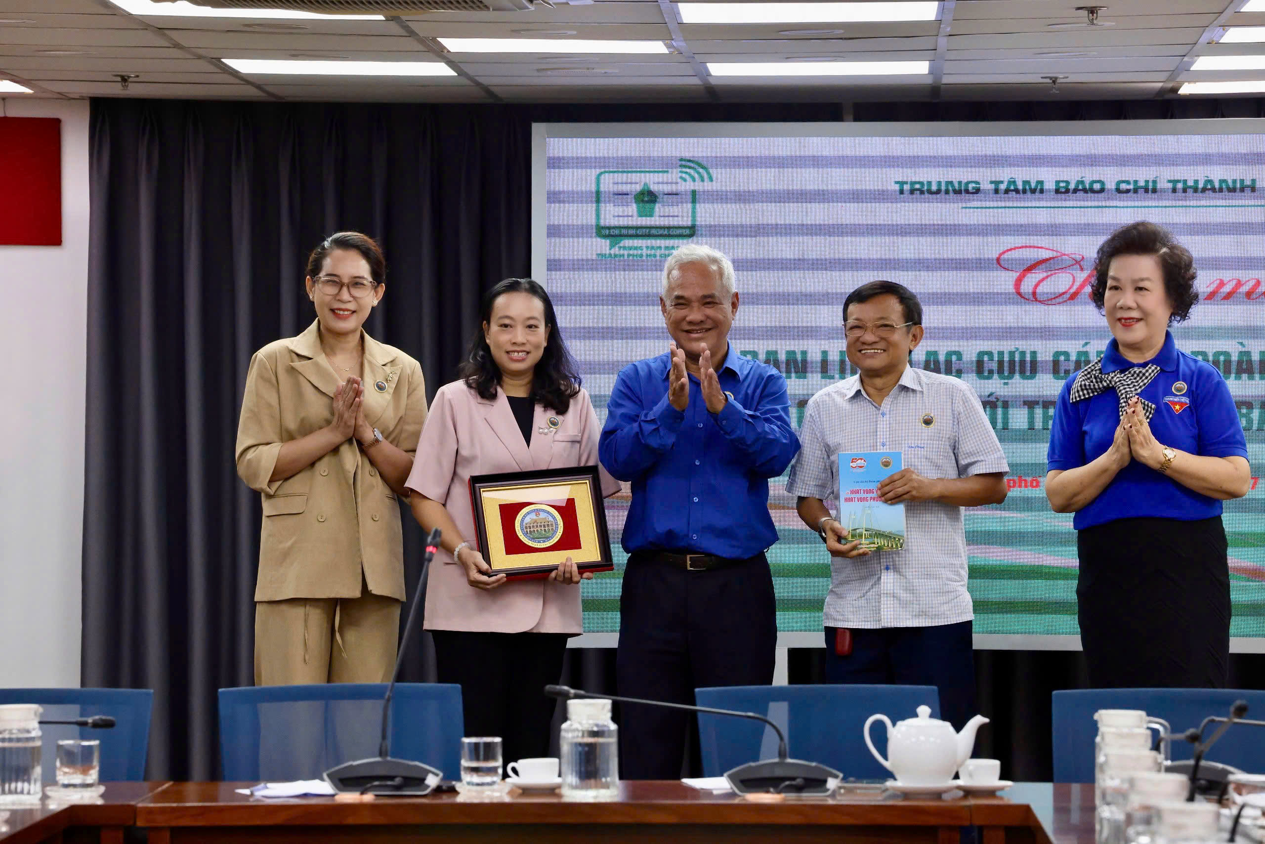 hinh-3-moi-ngay-lam-viec-tai-trung-tam-bao-chi-tp.hcm-chi-tuyen-deu-cam-thay-hanh-phuc.jpg