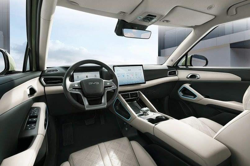 byd-atto-2_noi-that_2.jpg