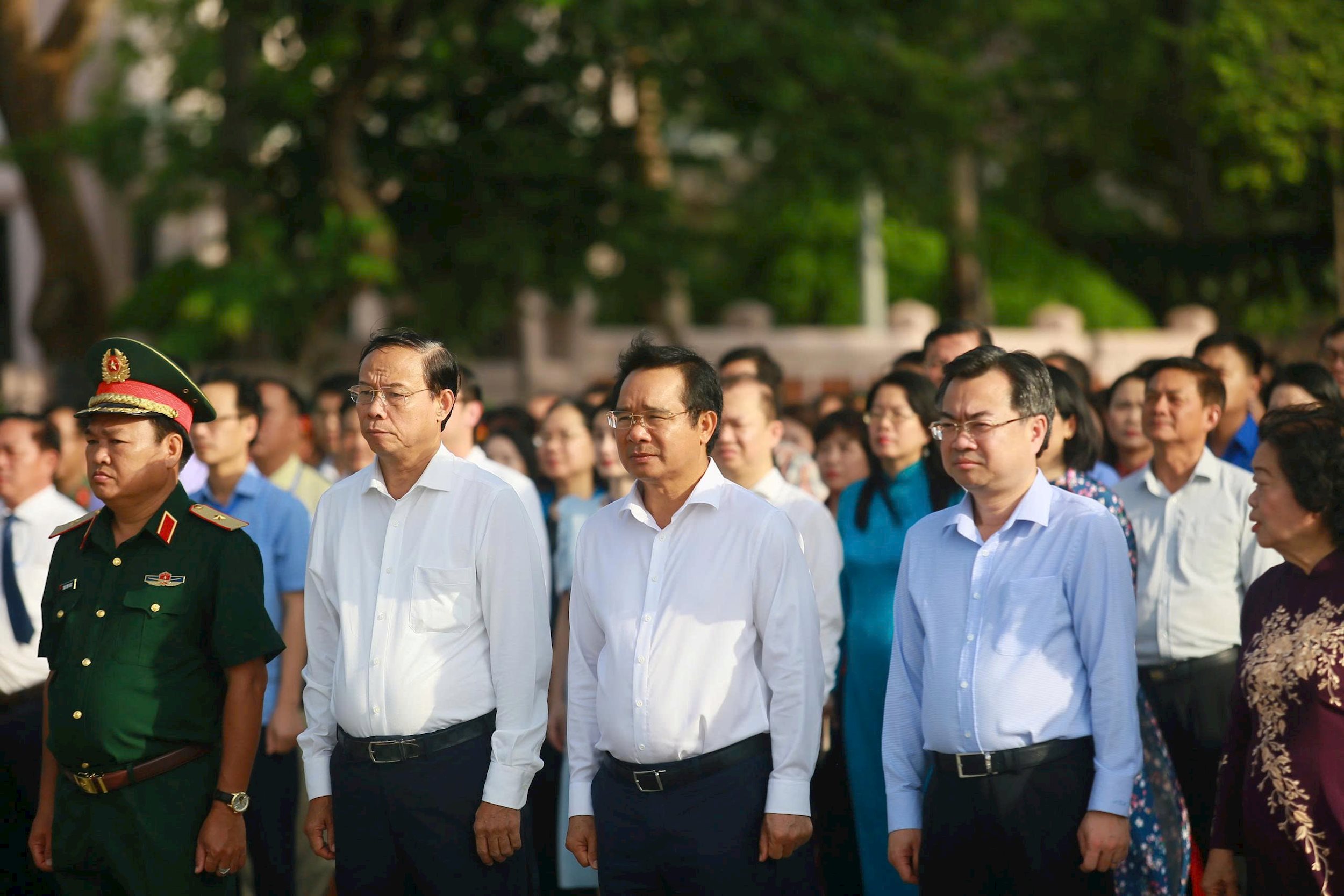 tham-con-dao.jpg
