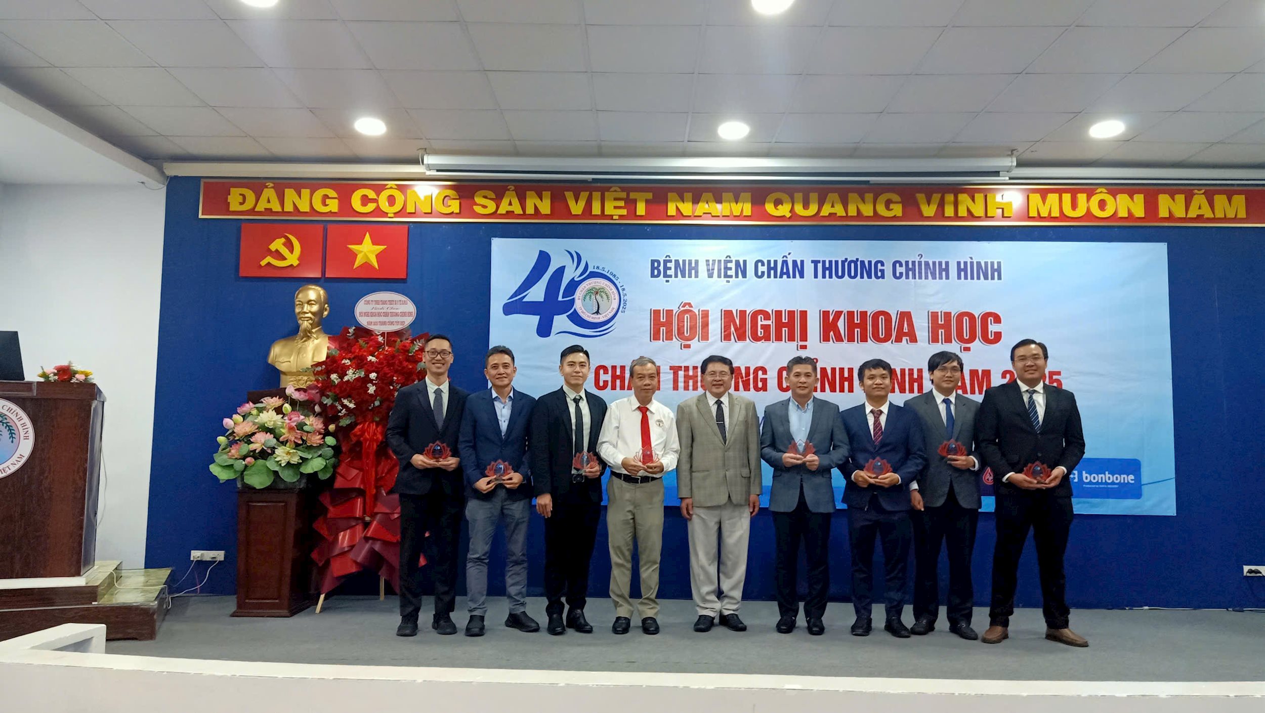 hoi-nghi-chan-thuong-chinh-hinh.jpg