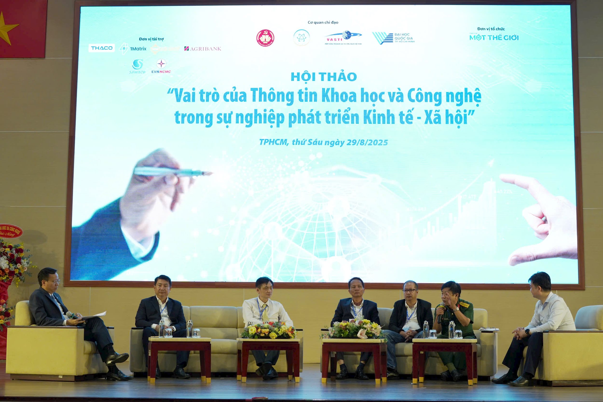 cac-chuyen-gia.jpg
