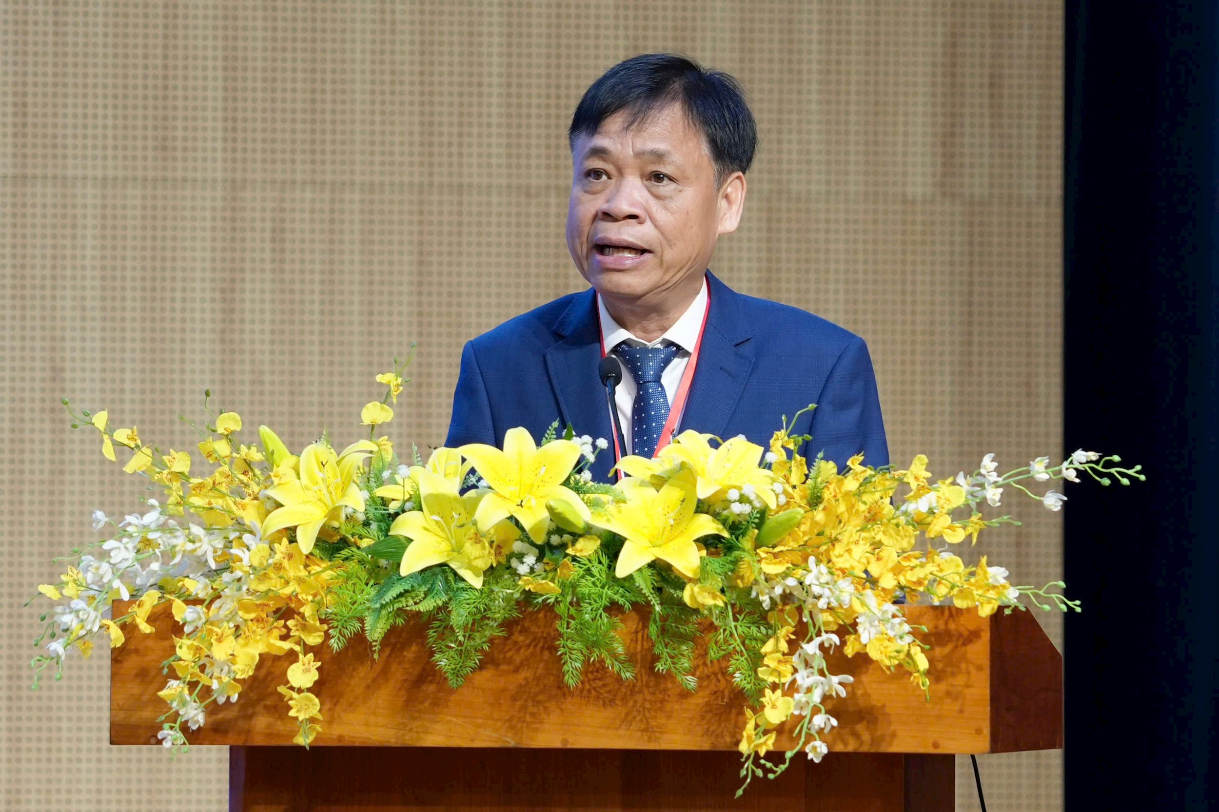 ong-le-quoc-cuong.jpg