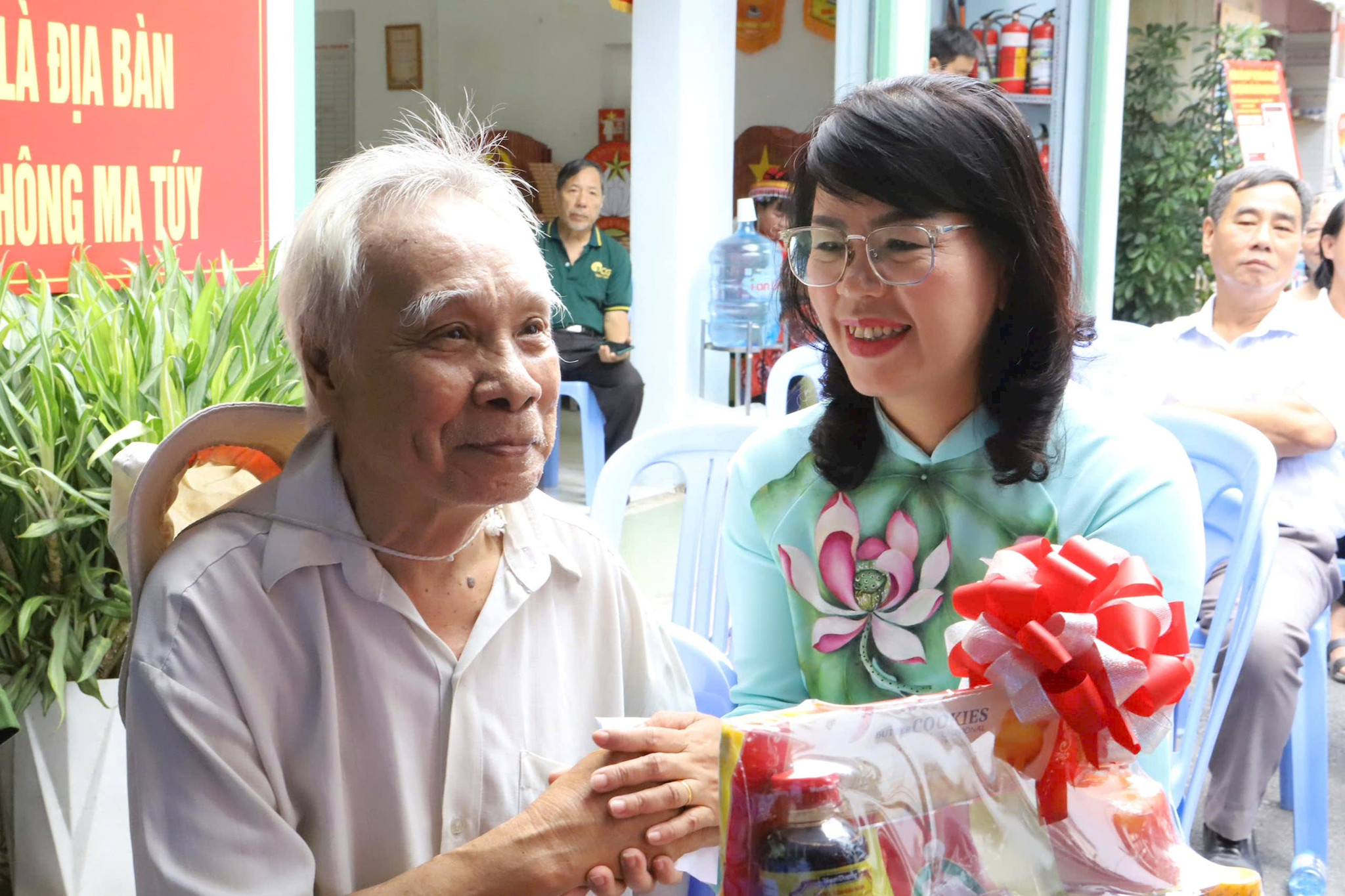 phuong-tan-son-hoa-2.jpg