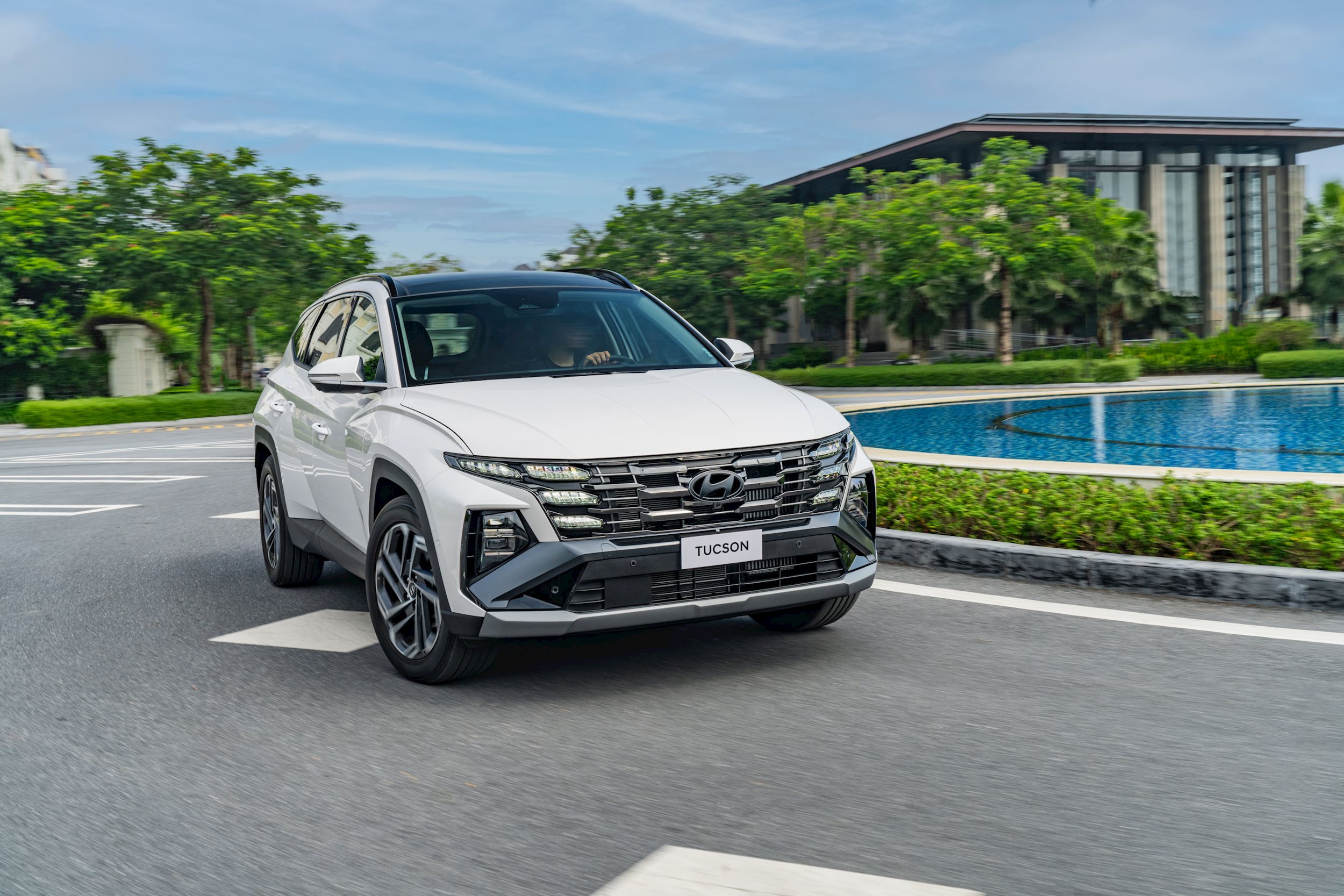hyundai-tucson.jpg