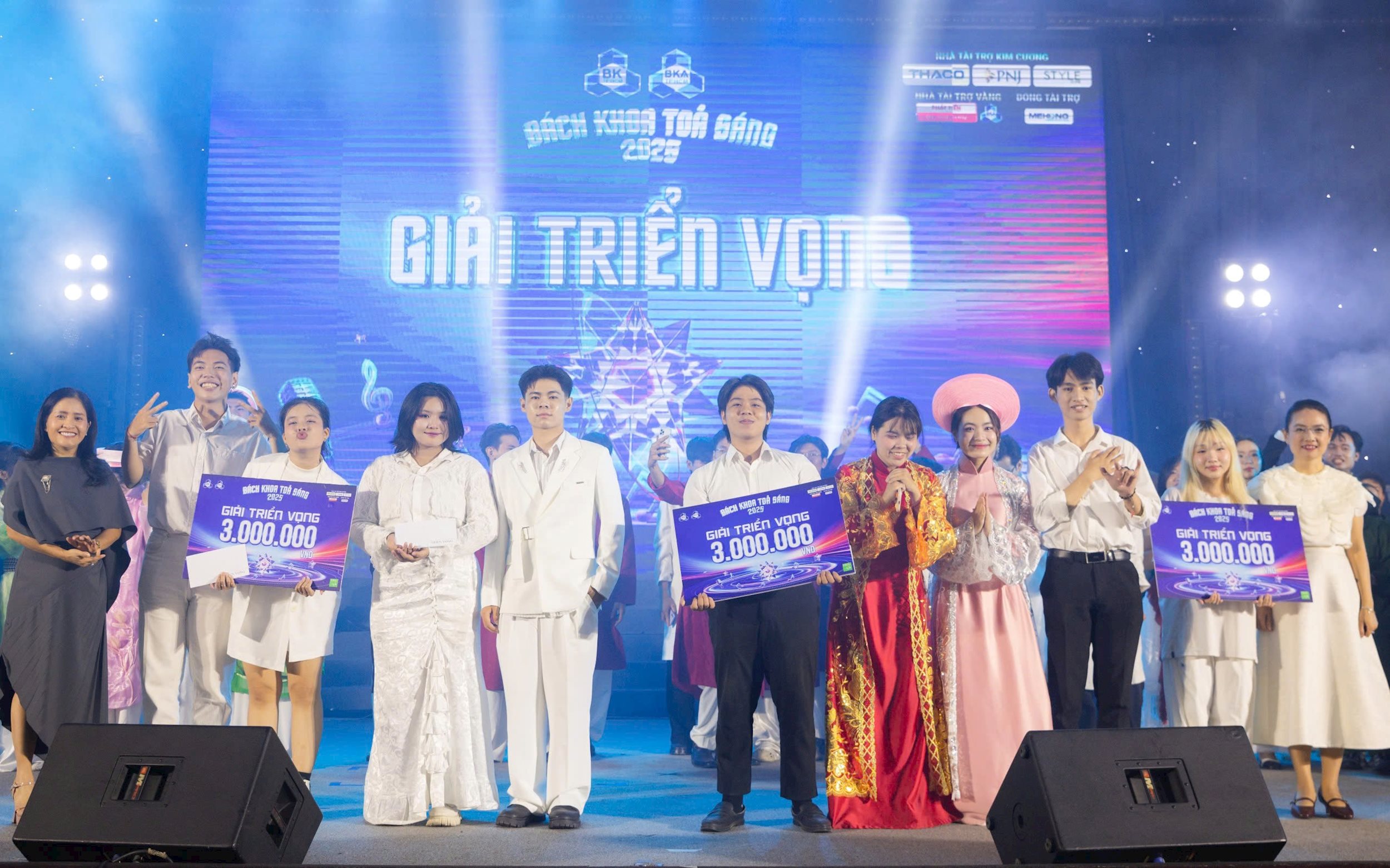giai-trien-vong.jpg