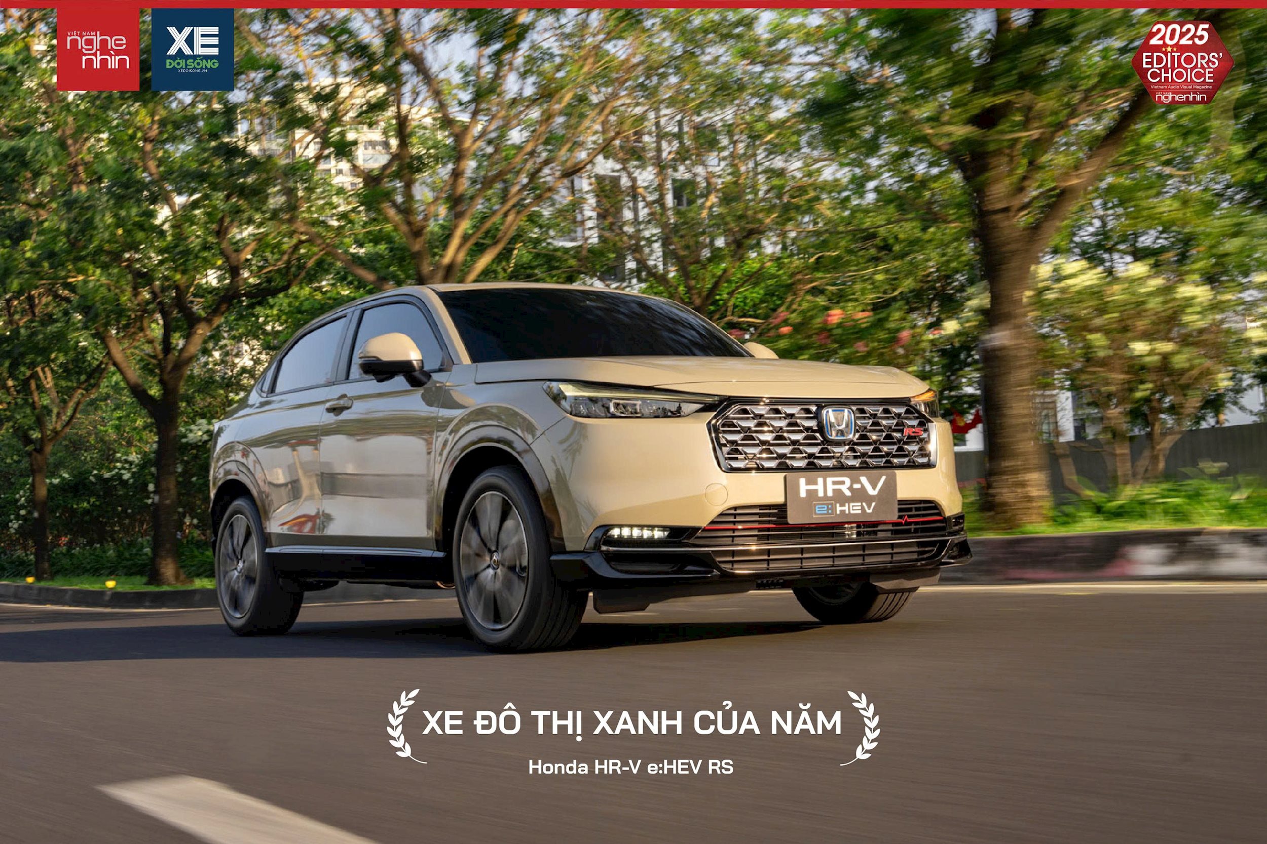 honda-nhan-giai-thuong-xe-cua-nam.jpg