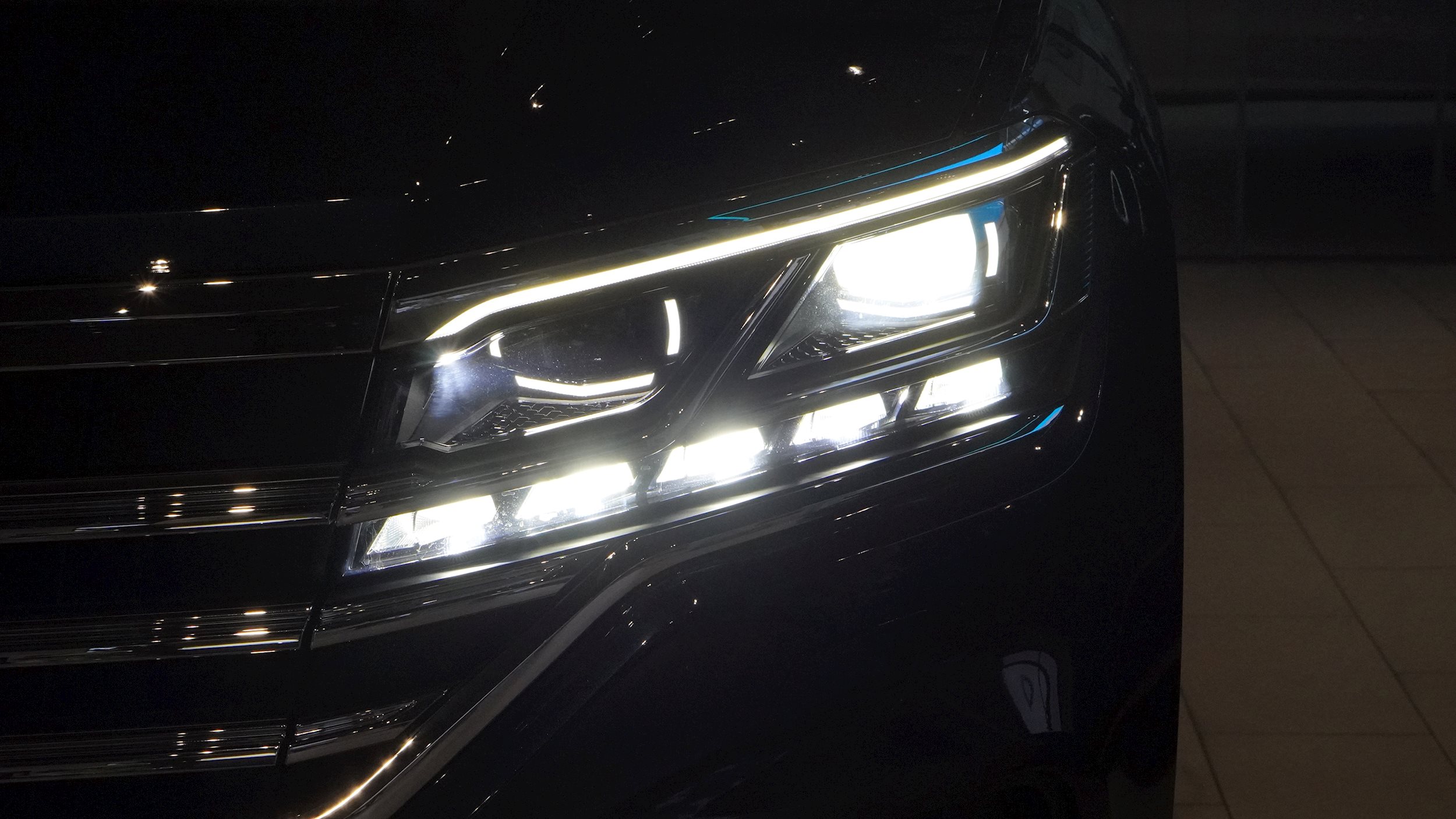 volkswagen-touareg-4.jpg