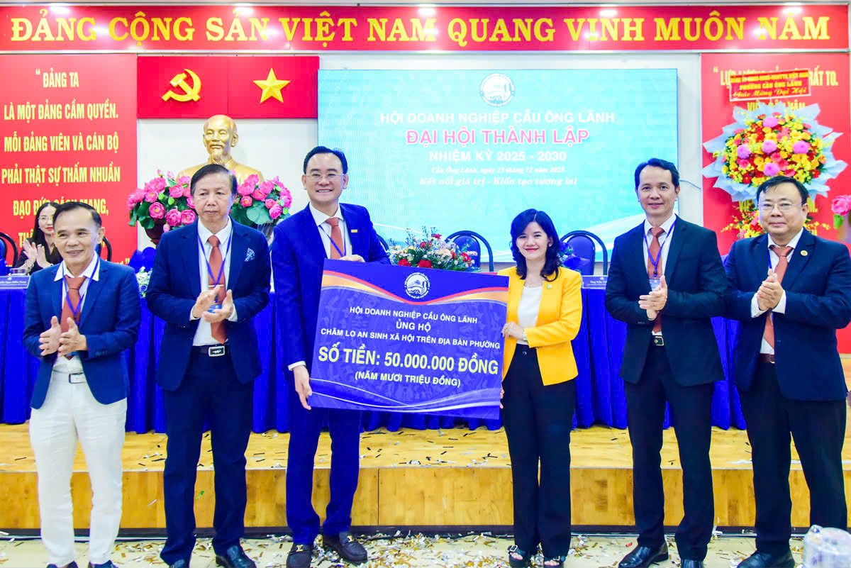 hoi-doanh-nghiep-phuong-cau-ong-lanh-ung-ho.jpg