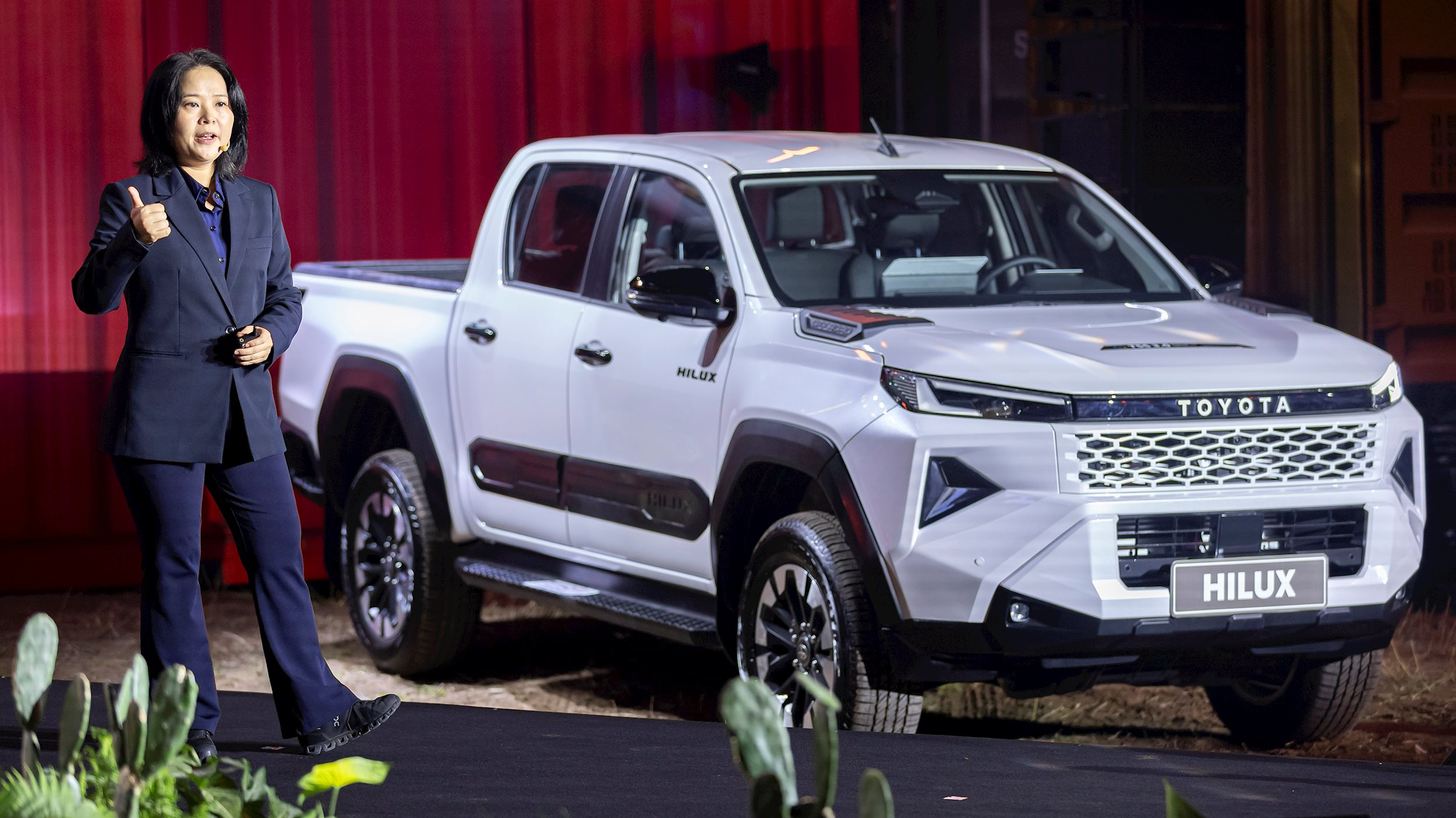 toyota-hilux-hoan-toan-moi-2026-1.jpg