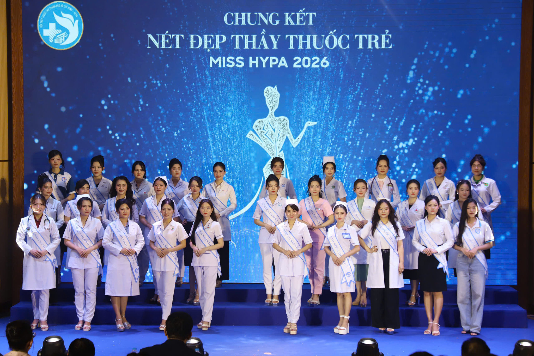tap-the-phan-thi.jpg