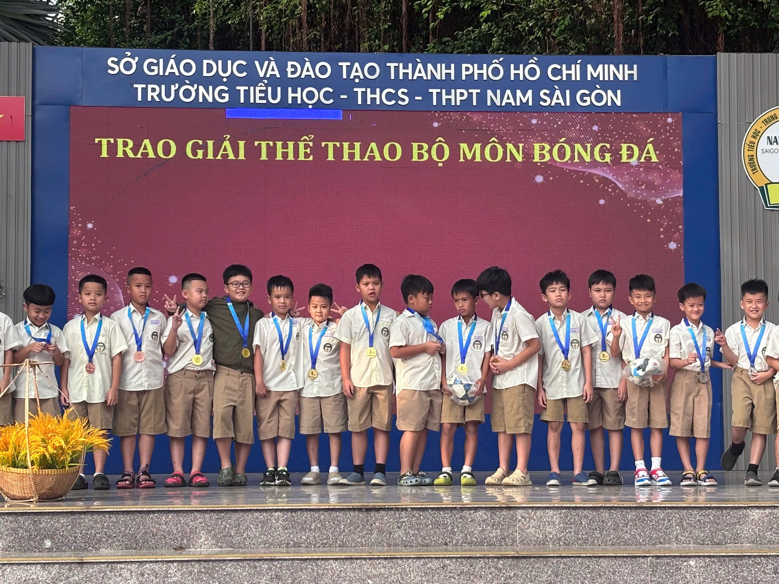 hoc-sinh-tphcm.jpg