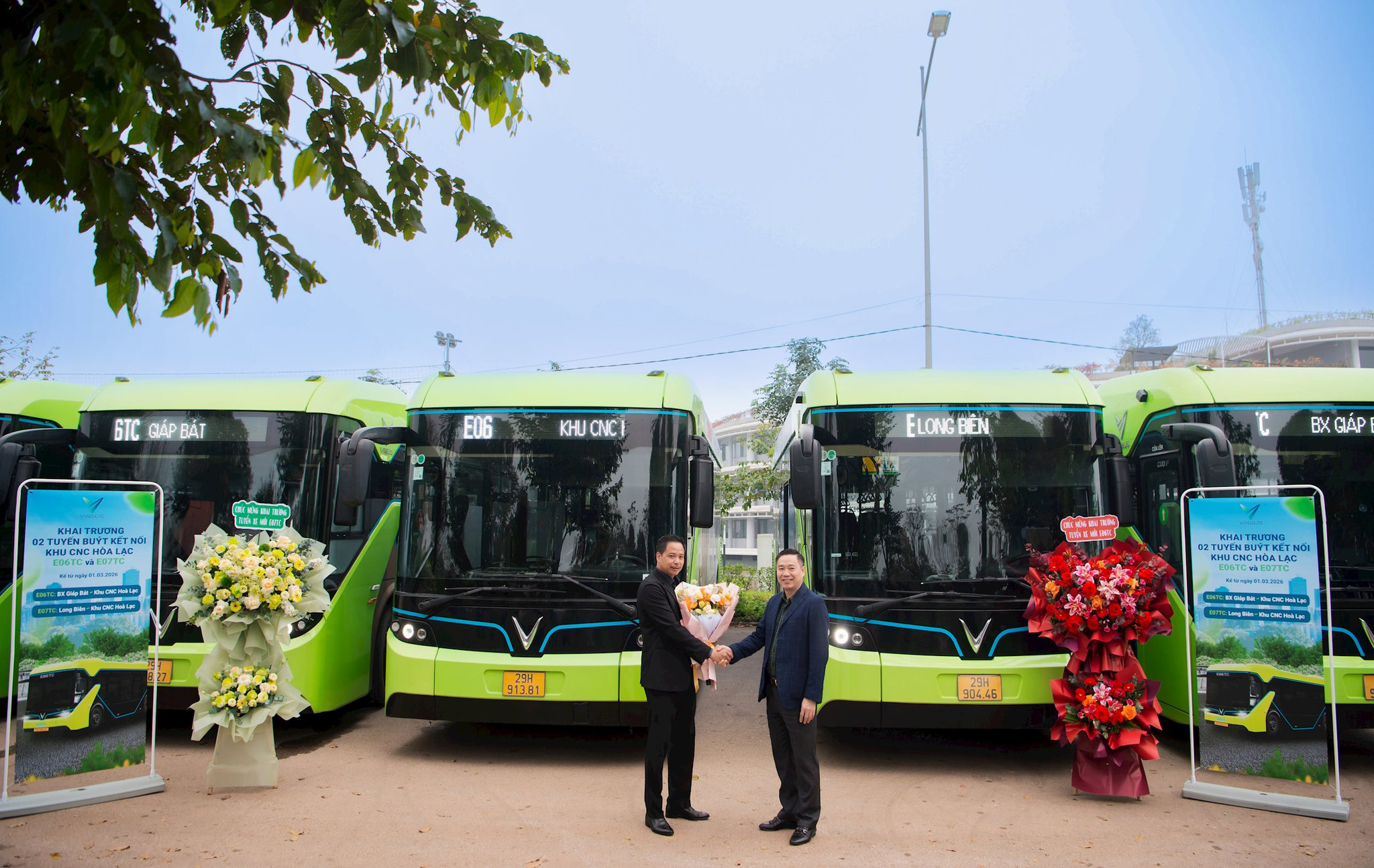 vinbus-khai-truong-02-tuyen-e06tc-e07tc-3.jpg
