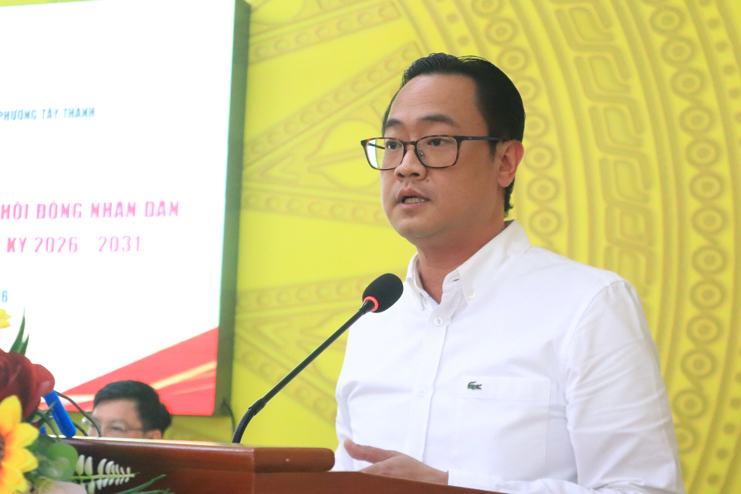 Chủ tịch Hội Thầy thuốc trẻ TP.HCM Phan Minh Hoàng - mang tiếng