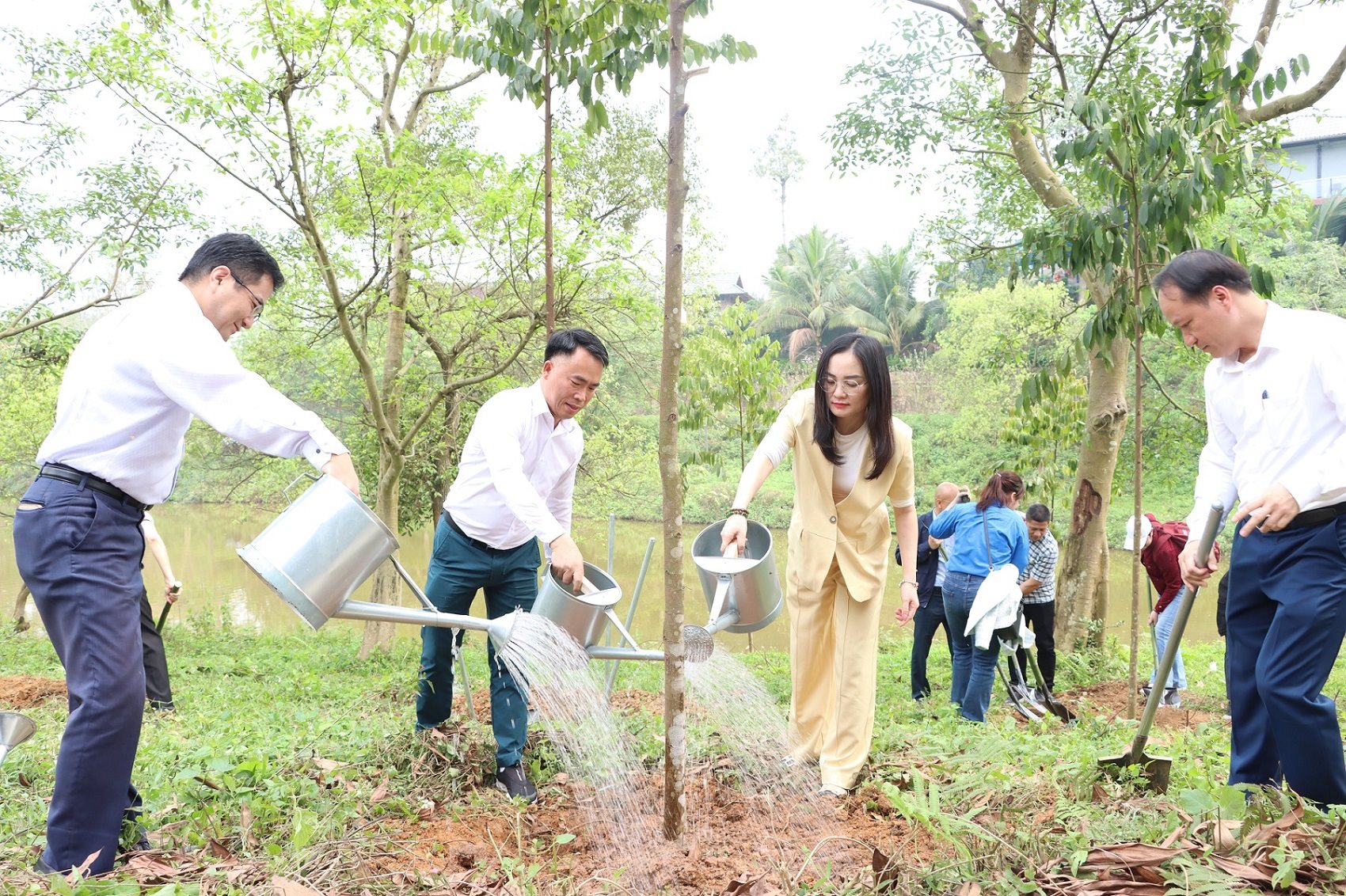 toyota-dong-hanh-cung-chuong-trinh-tet-trong-cay-doi-doi-nho-on-bac-ho-xuan-binh-ngo-2026-3-.jpg