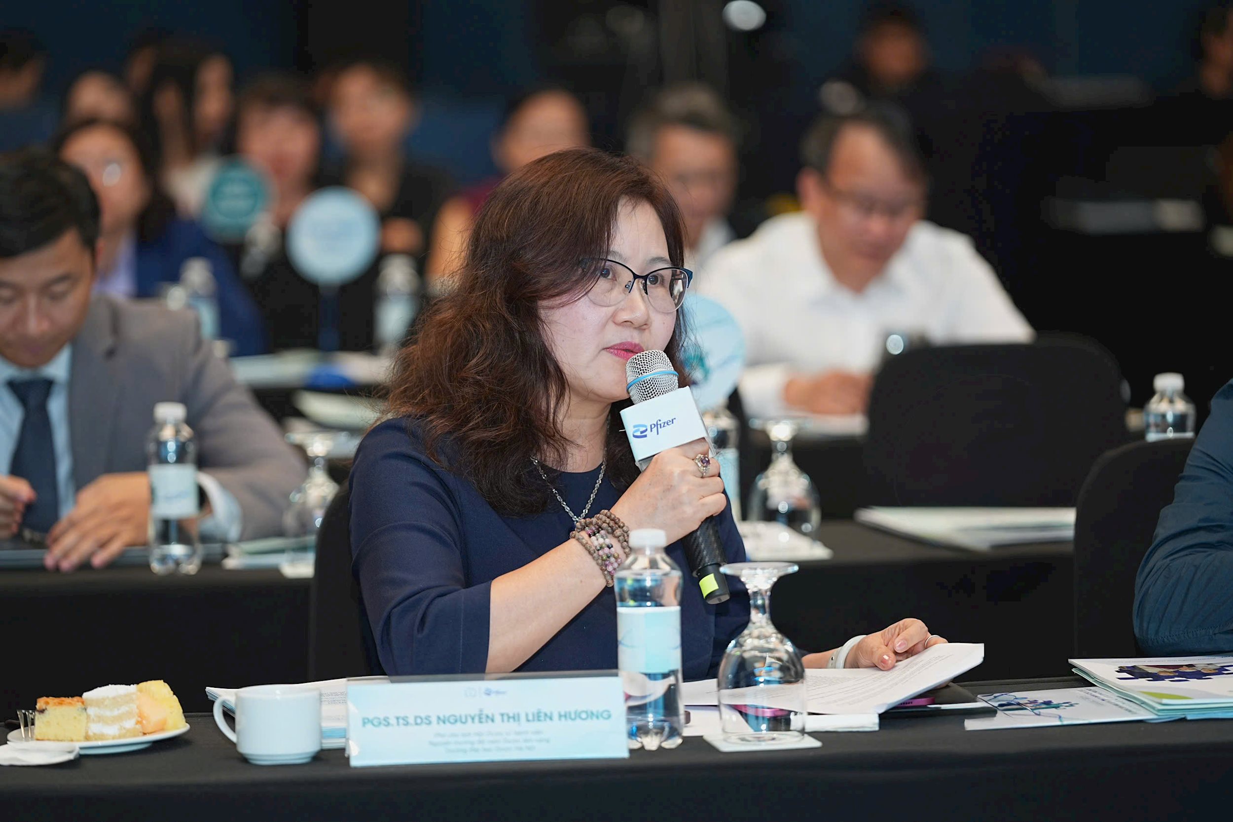 pgs.ts.ds-nguyen-thi-lien-huong-pho-chu-tich-hoi-duoc-benh-vien-ha-noi-nguyen-truong-bo-mon-duoc-lam-sang-truong-dai-hoc-duoc-ha-noi.jpg