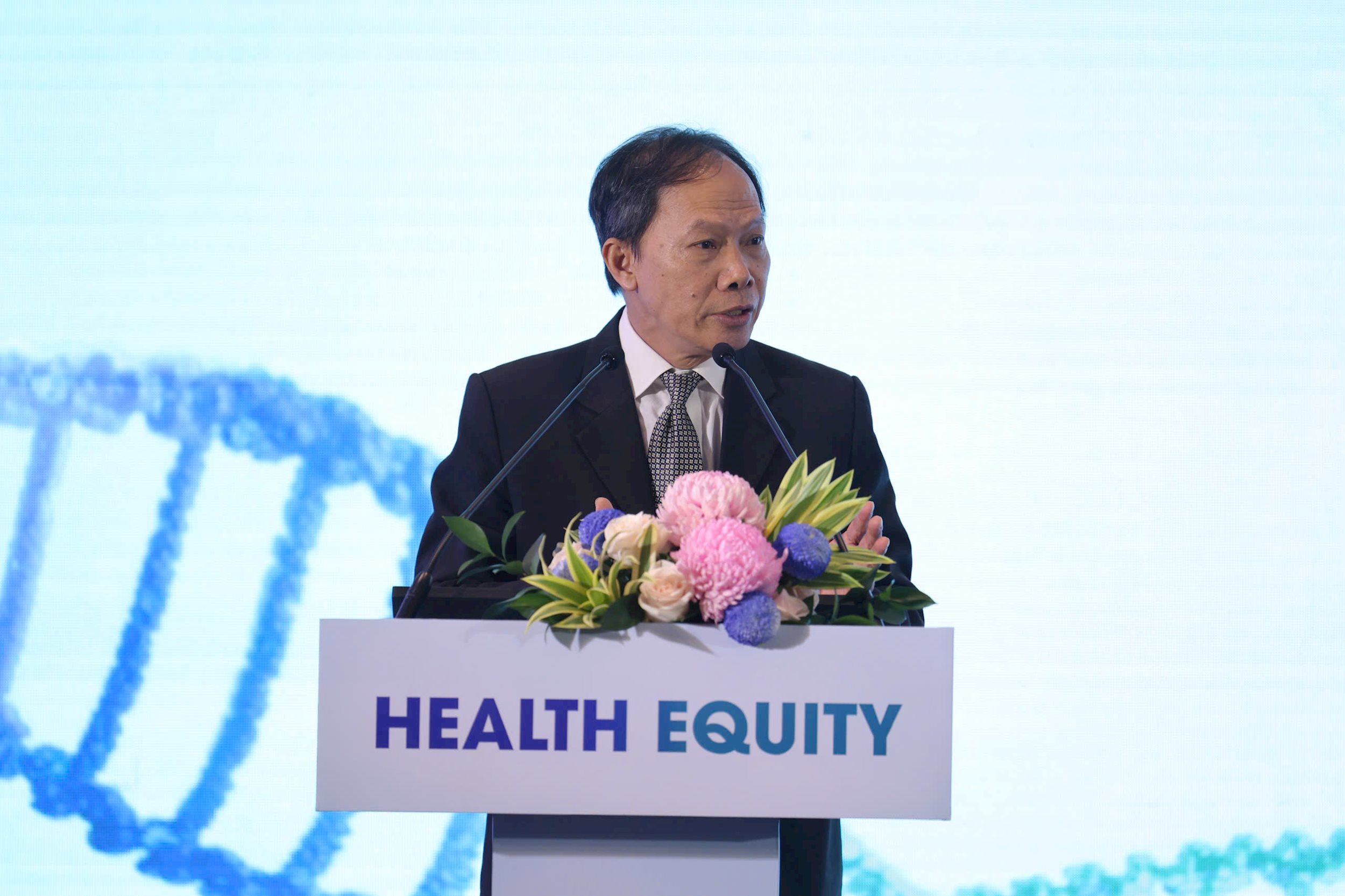 ts.bs-dang-huy-quoc-thinh-nguyen-pho-giam-doc-benh-vien-ung-buou-tp.hcm.jpg