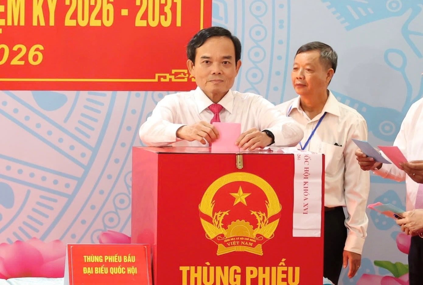 15-3-bi-thu-thanh-uy.jpg