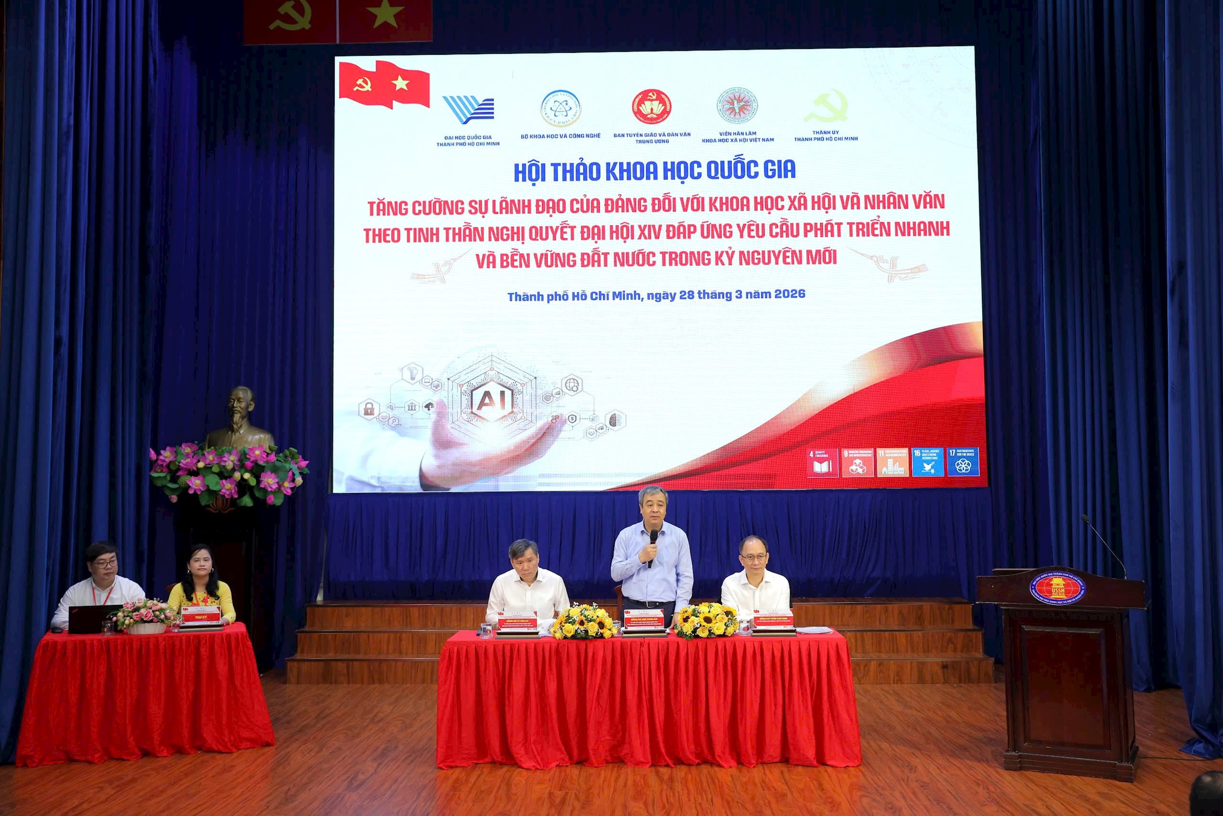 hoi-thao-khoa-hoc.jpg