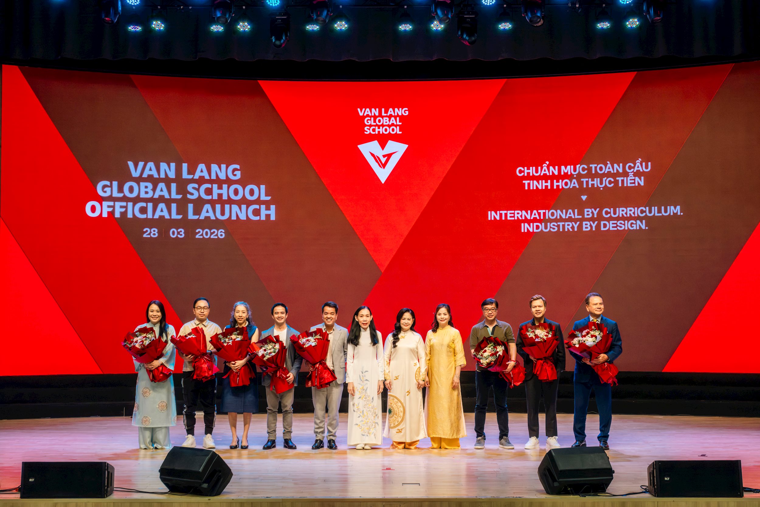 vlu-tang-hoa-1.jpg