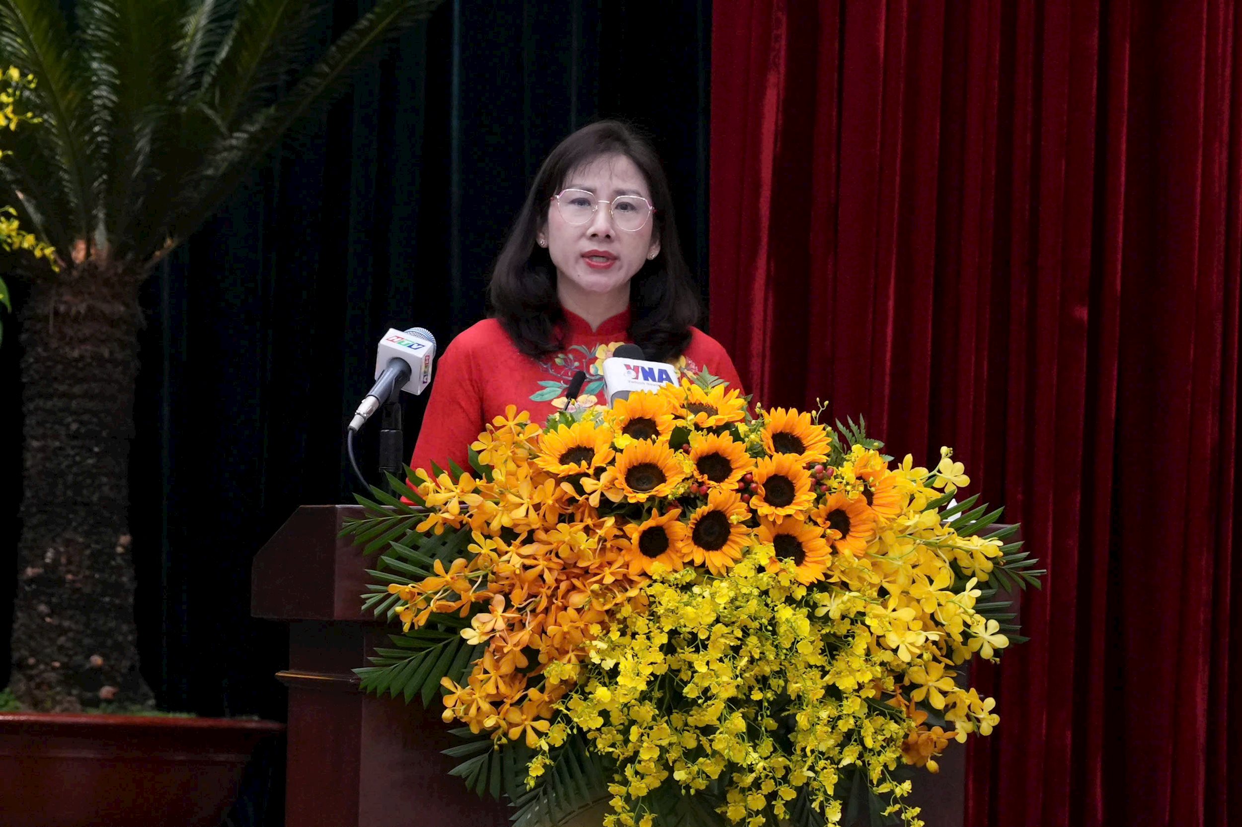 ba-pham-thi-thanh-hien.jpg