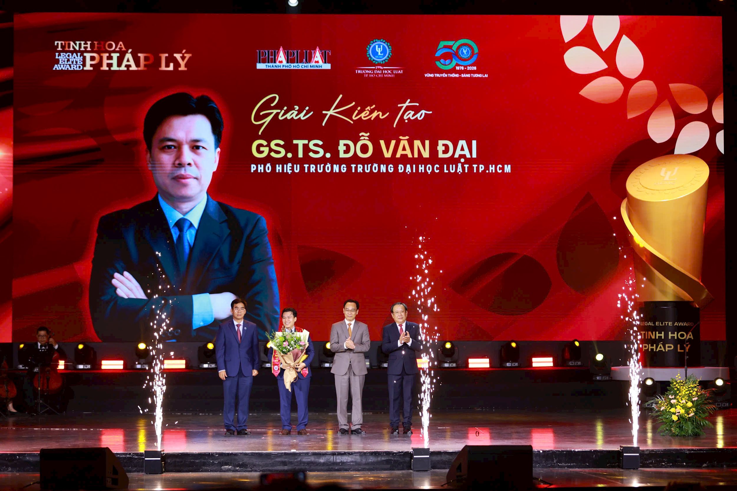 gs-do-van-dai.jpg