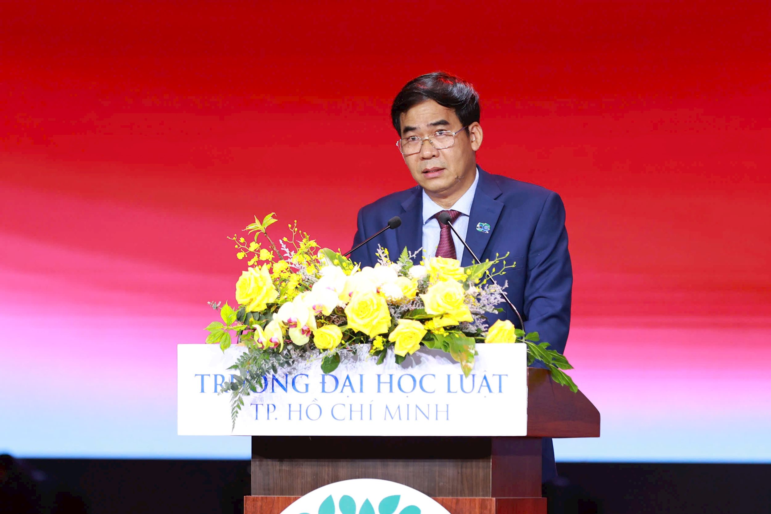 ts-le-truong-son.jpg