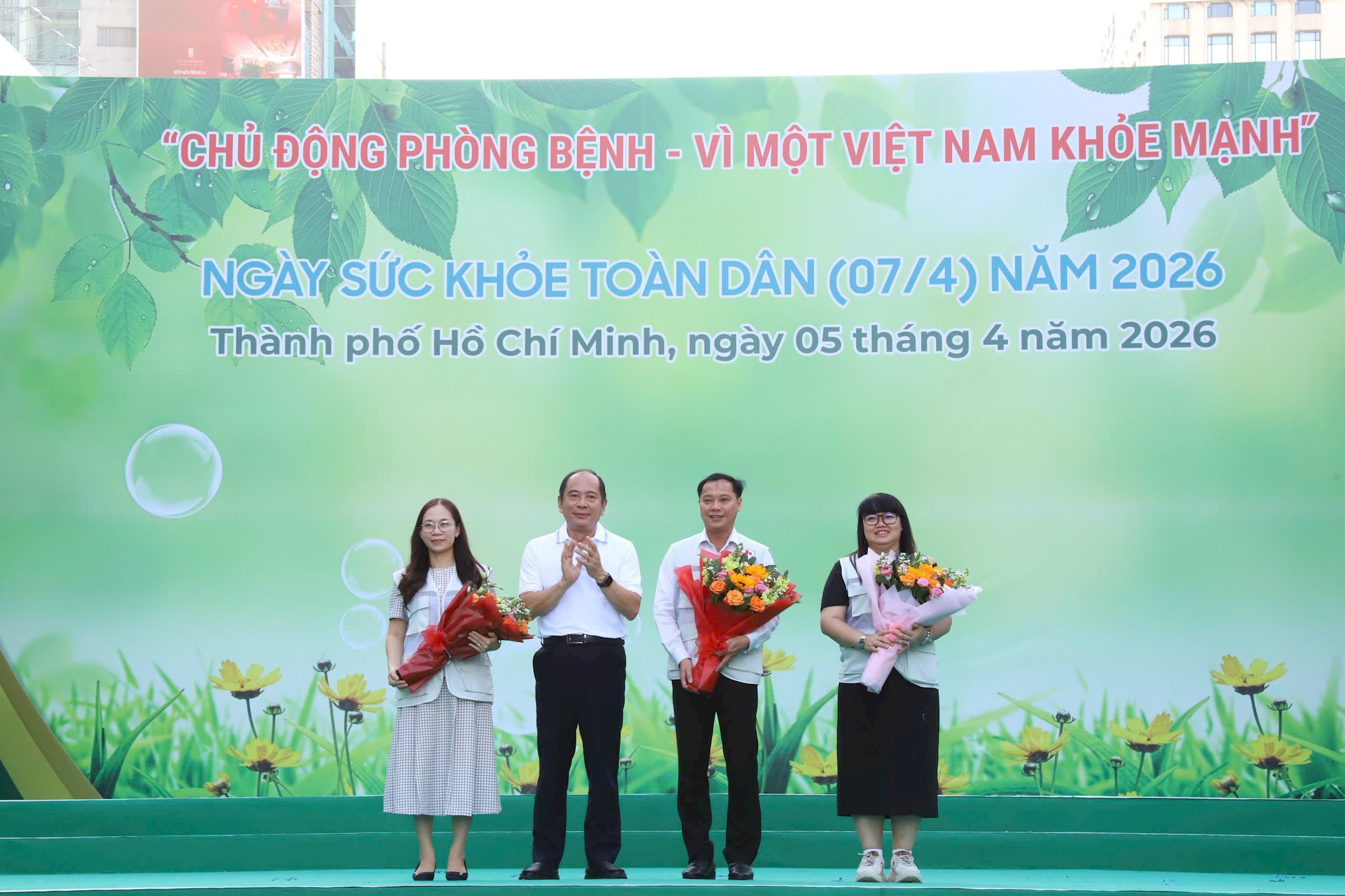 tang-hoa.jpg