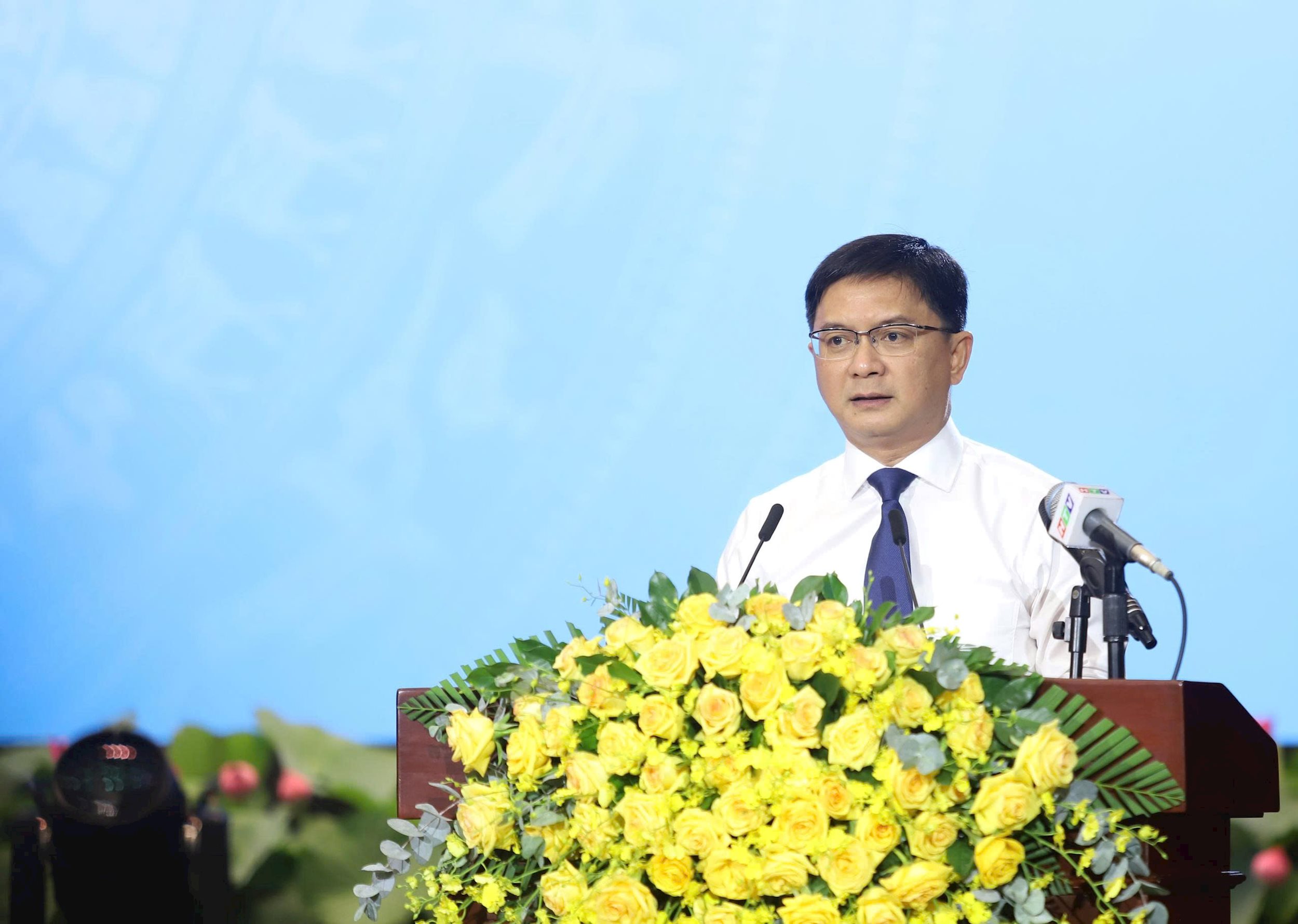 ong-nguyen-manh-cuong.jpg