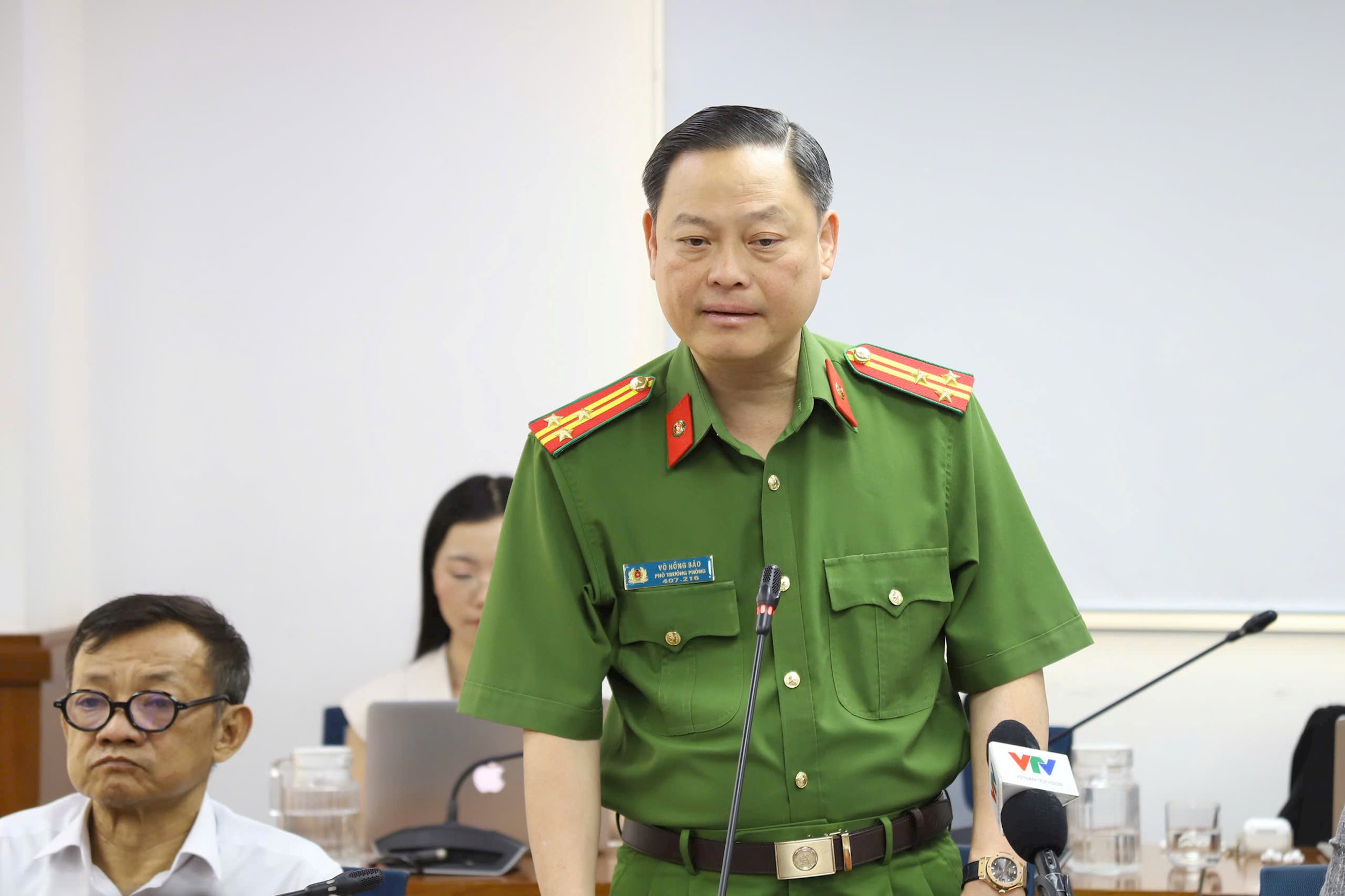 thuong-ta-vo-hong-bao.jpg