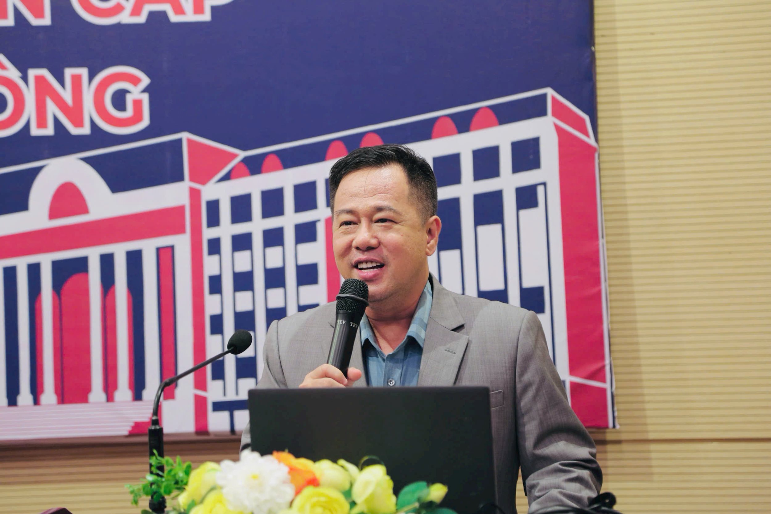 huynh-van-son.jpg