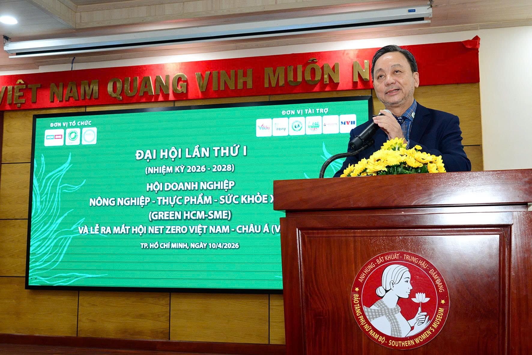 ong-pham-van-triem-chu-tich-hcm-sme-1.jpg