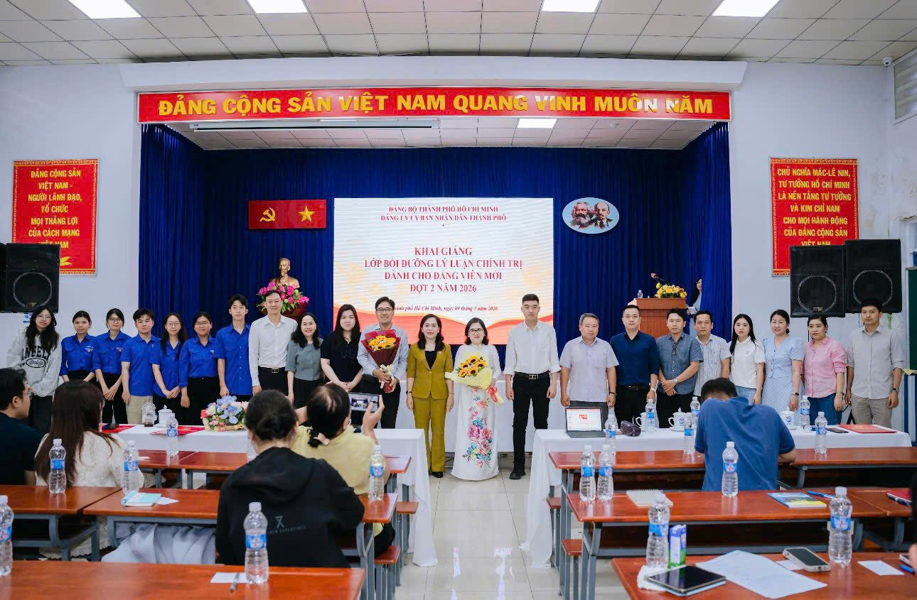 khai-giang-lop-hoc.jpg