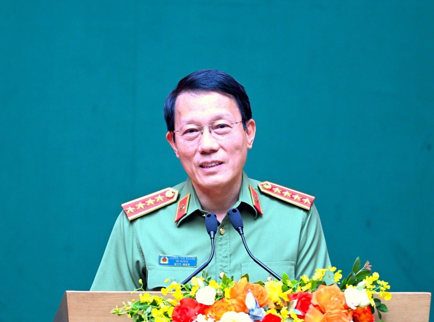 bo-truong-bo-cong-an.jpg