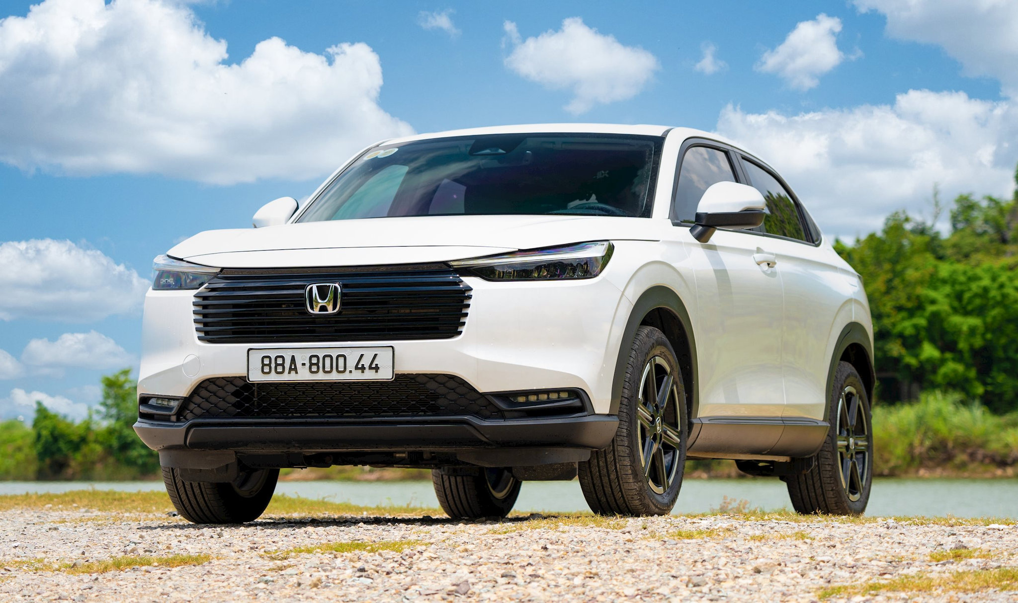 honda-hr-v-l.jpeg