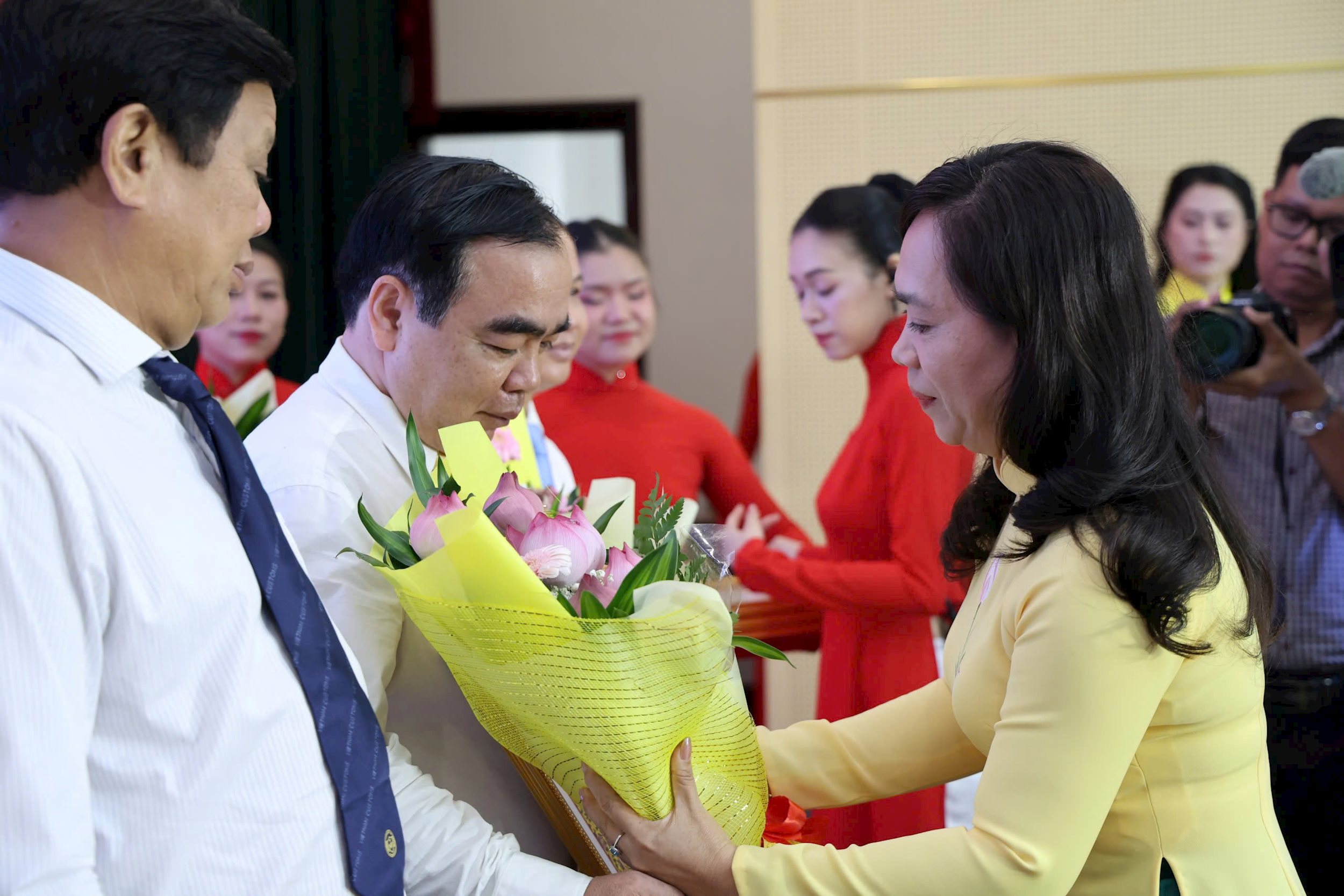 ba-nguyen-thi-thanh-xuan(1).jpg