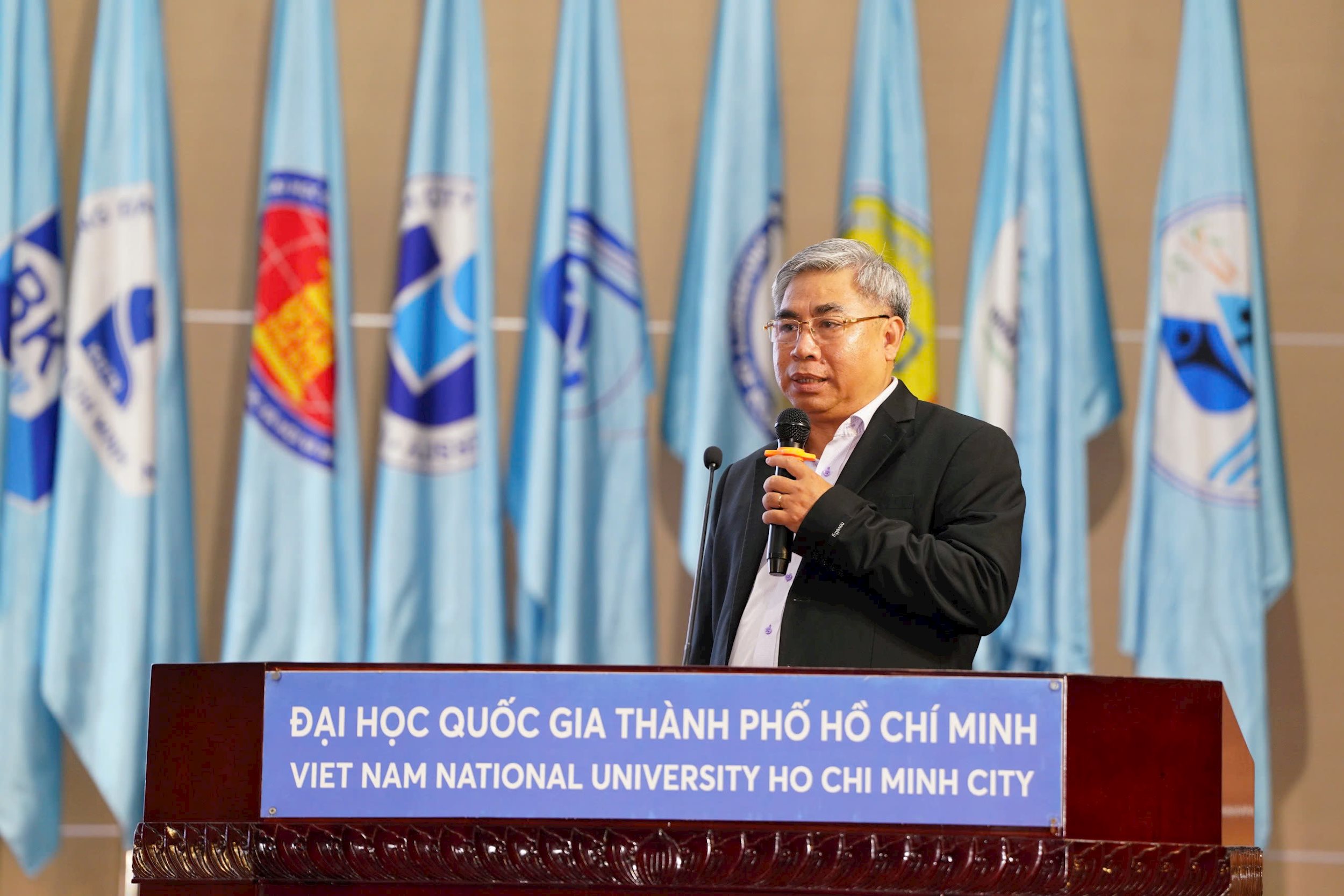pgsts-lam-quang-vinh.jpg