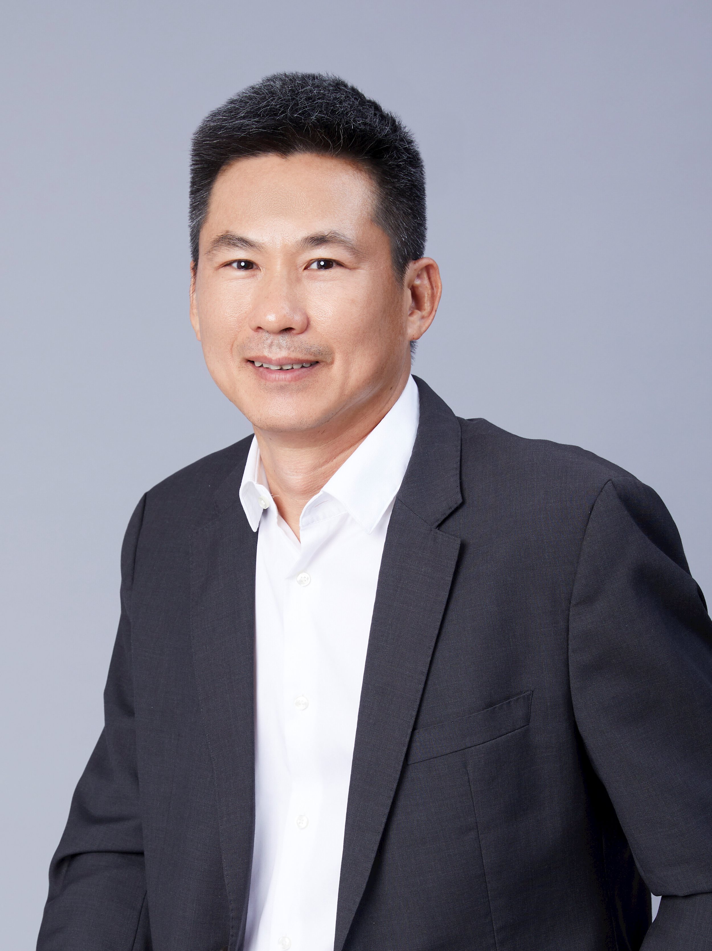 hinh-2-ong-hoang-duc-trung-giam-doc-quy-dau-tu-vinacapital-ventures-phu-trach-dieu-hanh-quy-dau-tu-mao-hiem-tp.hcm.jpg